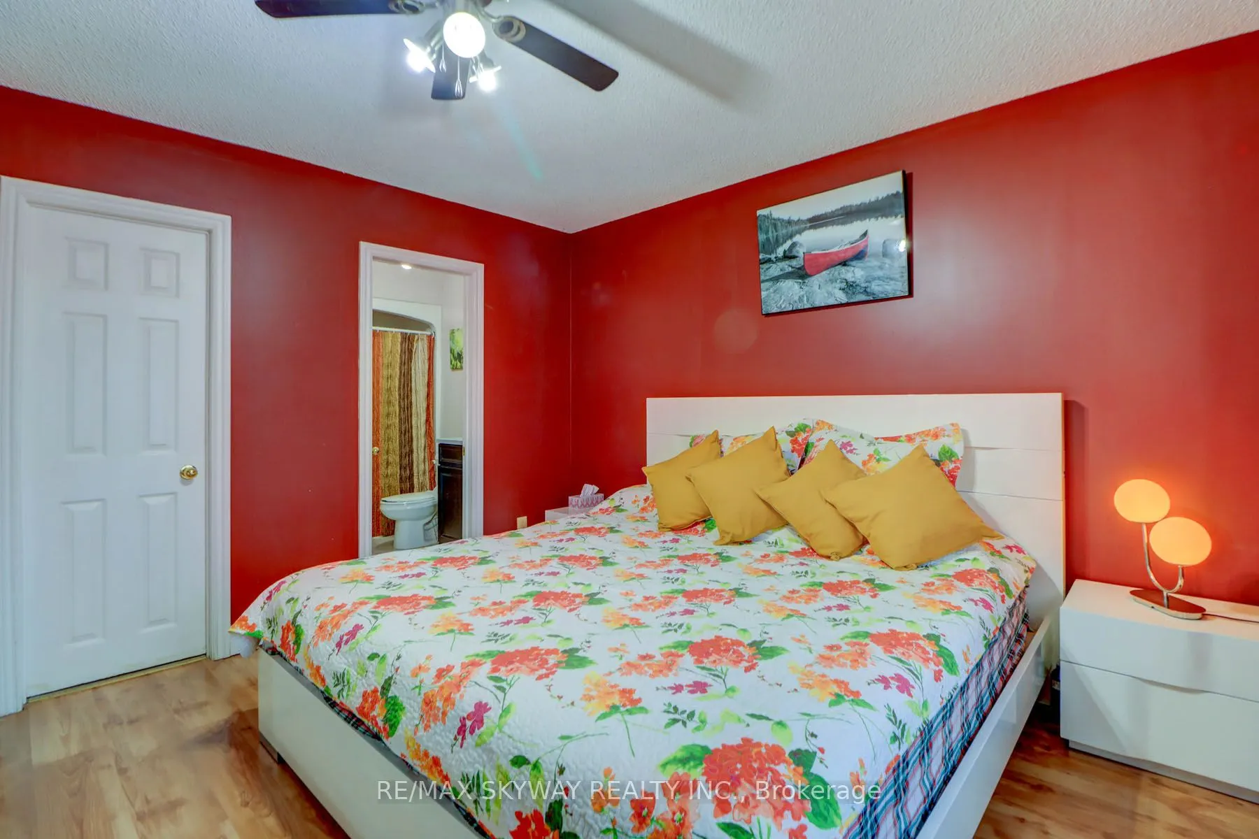 282B Brock Street W
