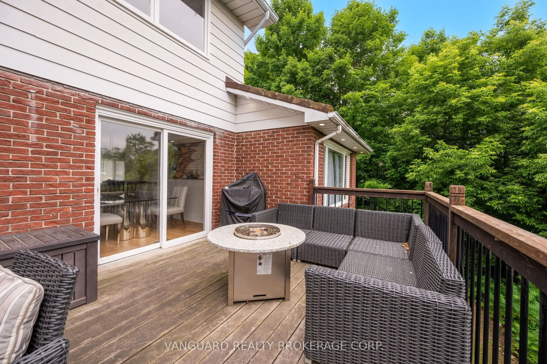 80 Kleins Crescent