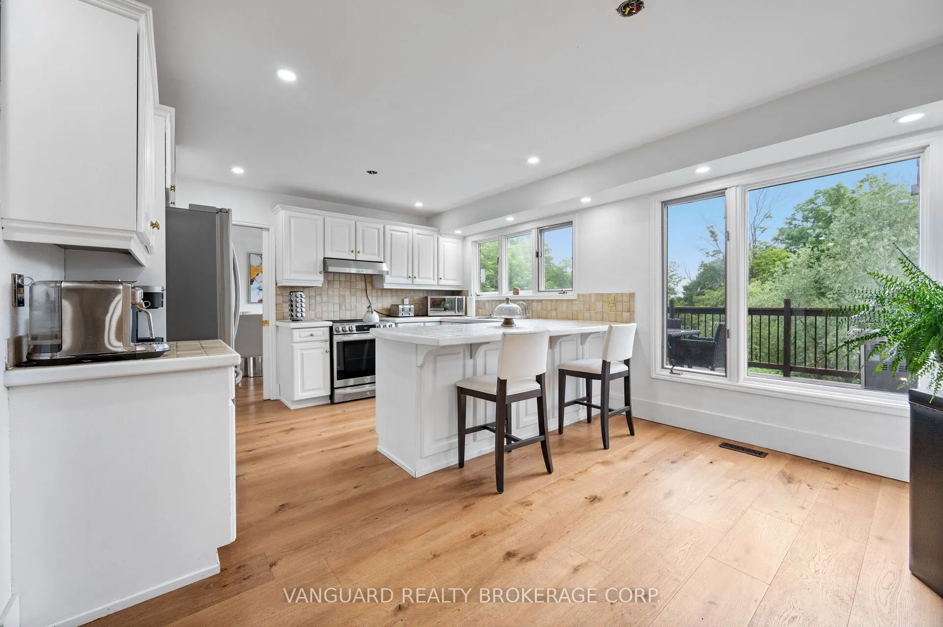 80 Kleins Crescent