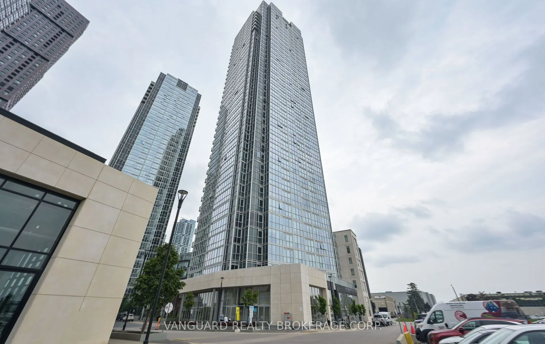 2908 Highway 7 Road, #2207