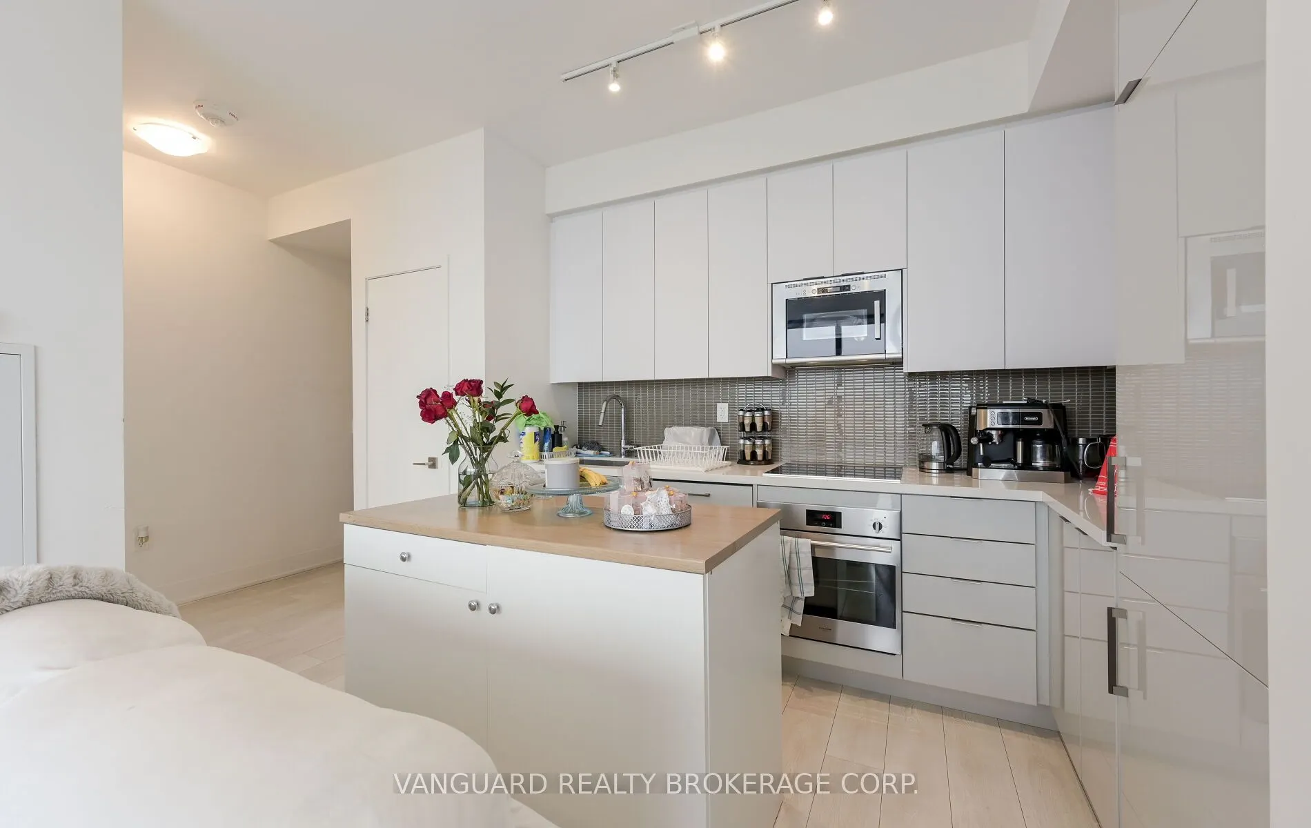 2908 Highway 7 Road, #2207
