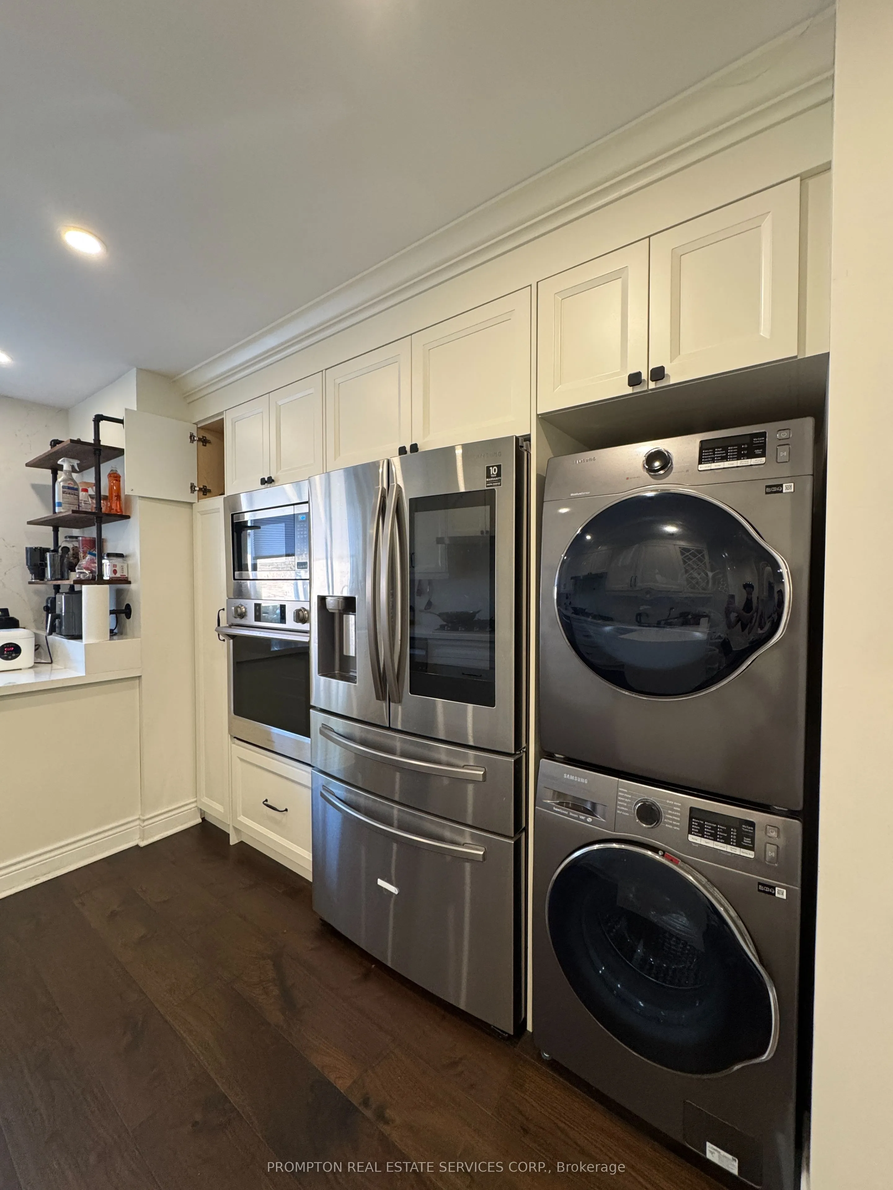 302 Skopit Road, #UPPER