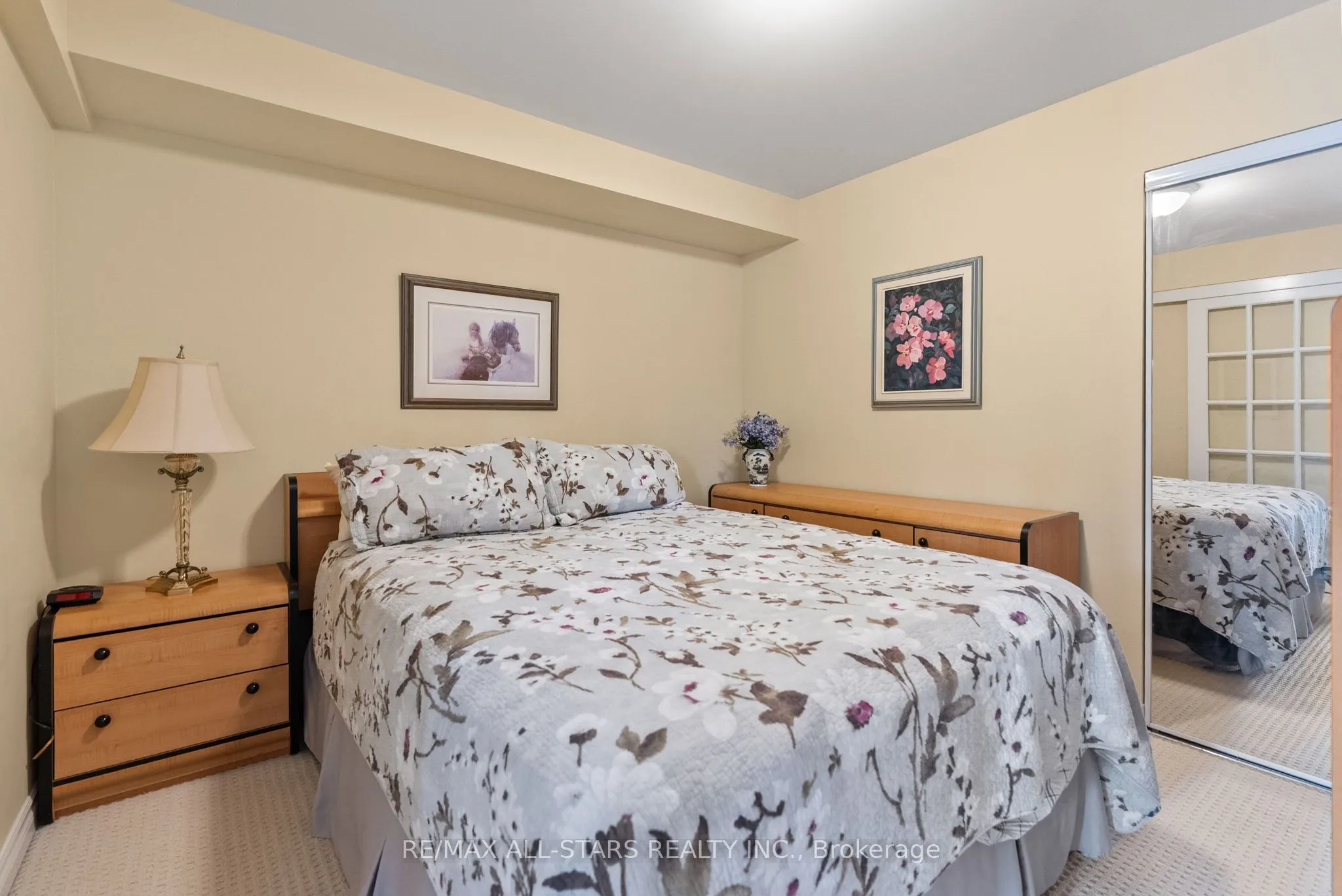 22 James Hill Court, #210