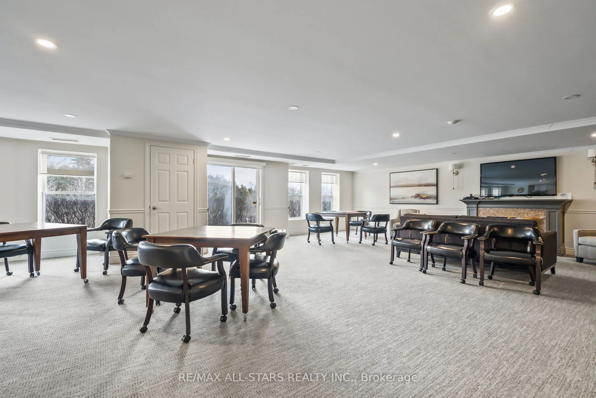 22 James Hill Court, #210