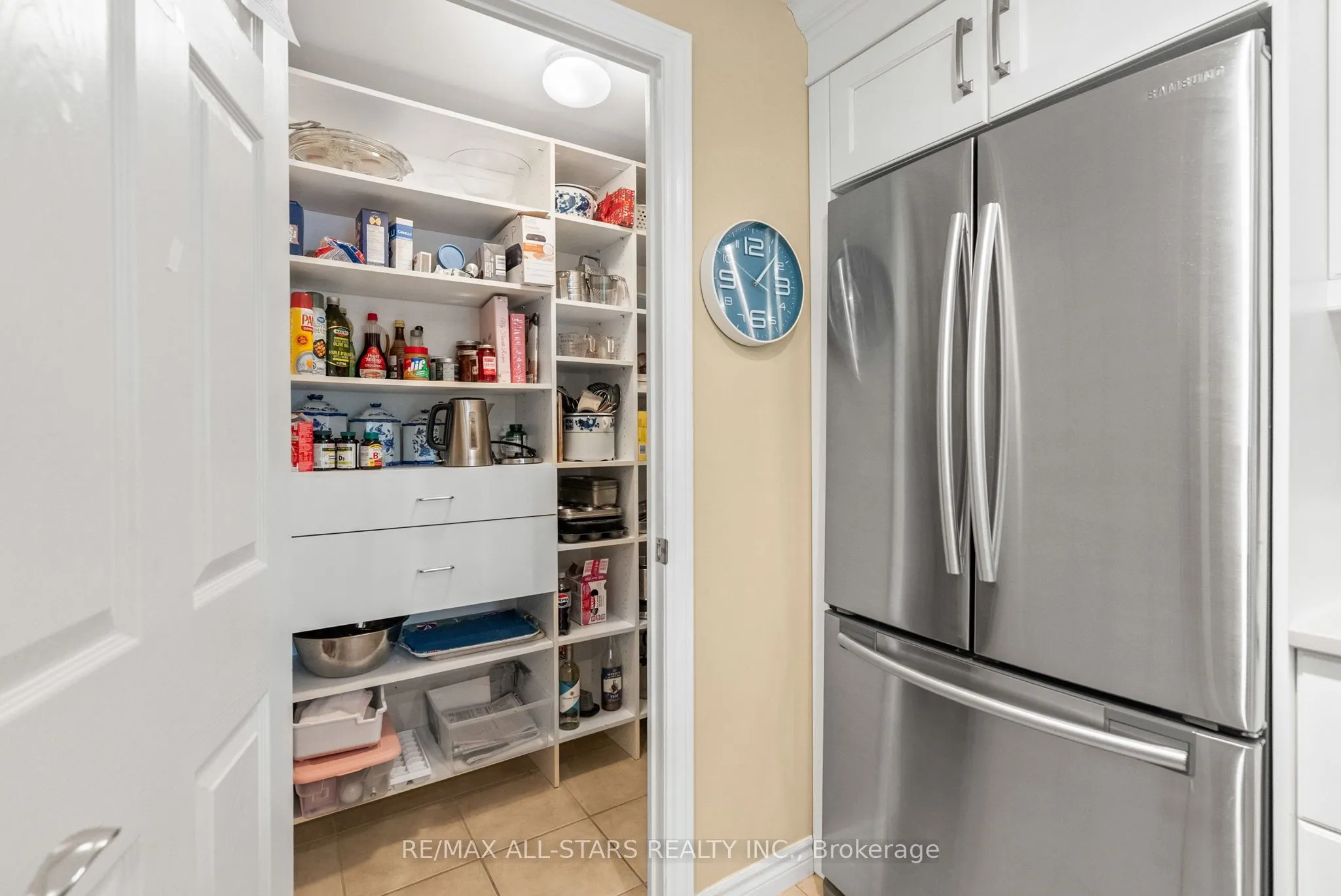 22 James Hill Court, #210