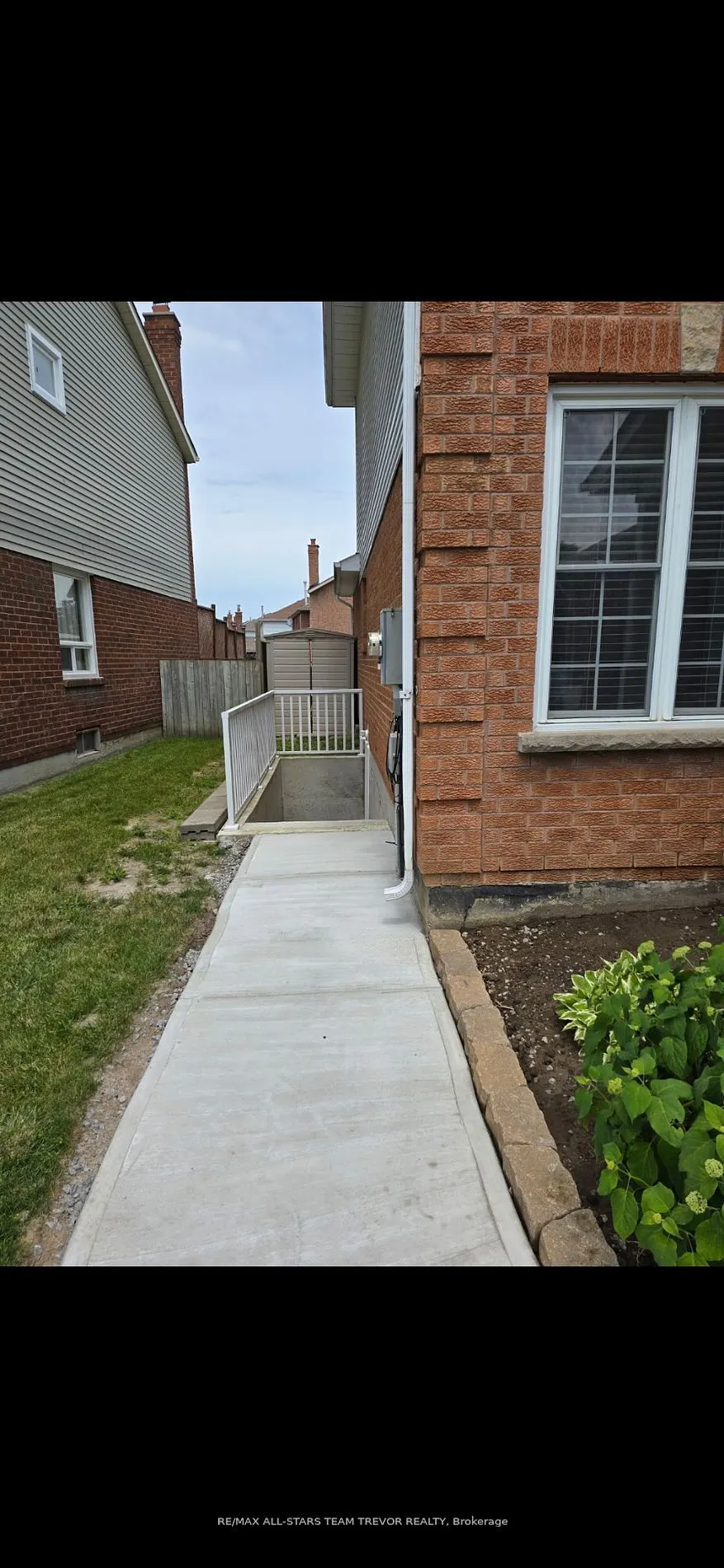 12 Verona Crescent, #Lower