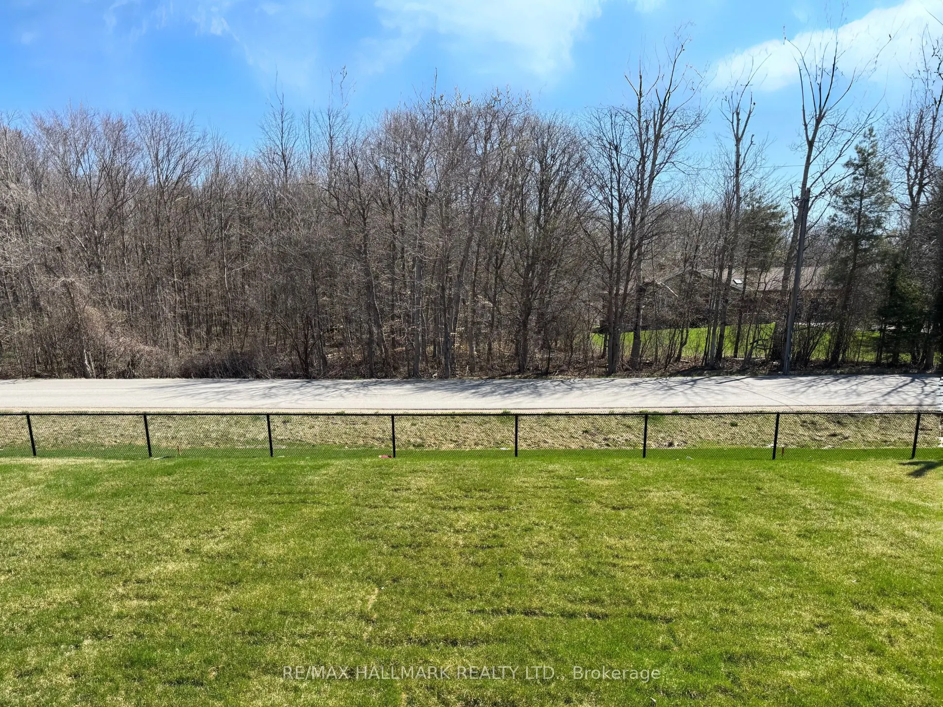 23 Hummingbird Grove