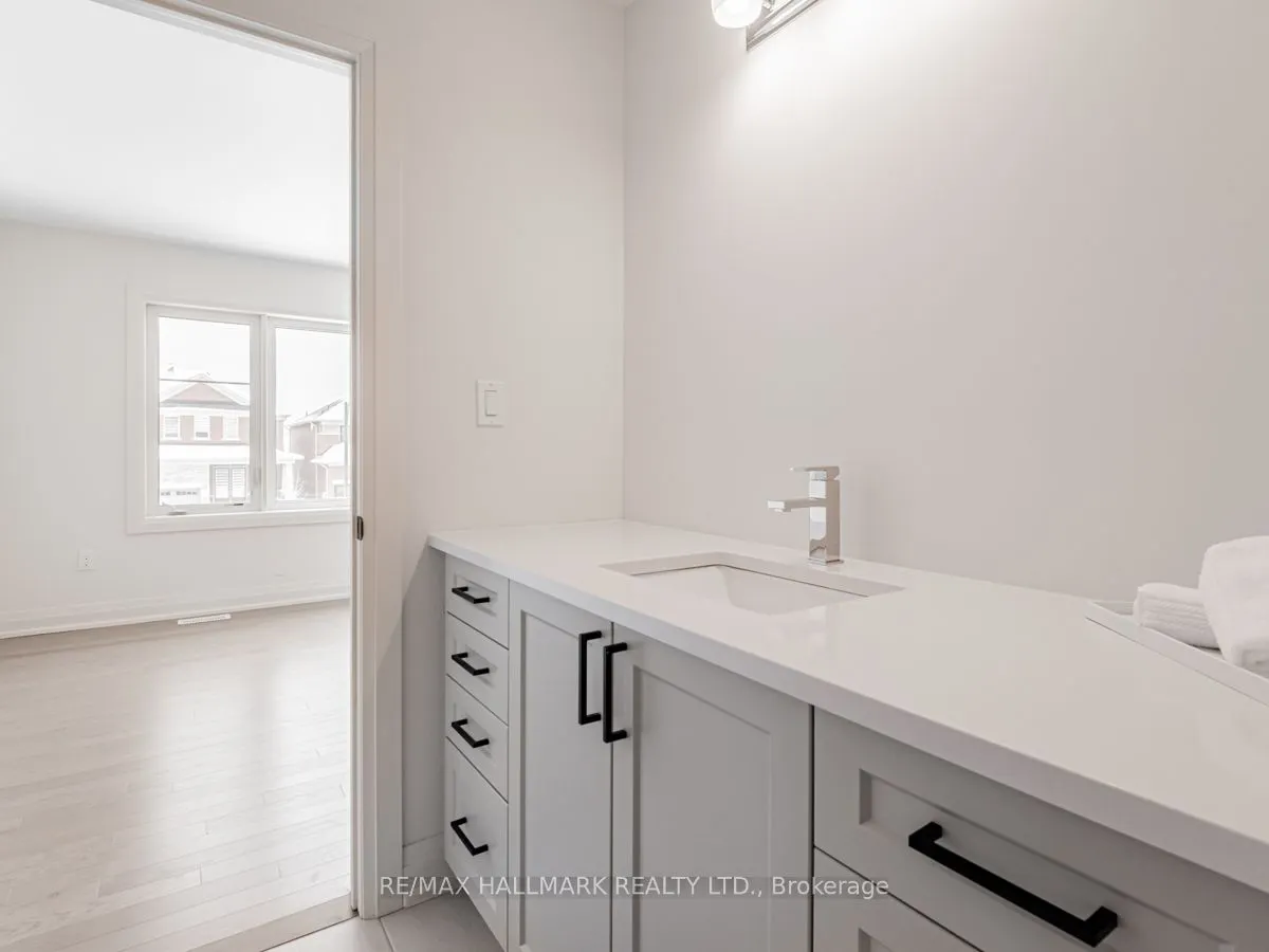 23 Hummingbird Grove