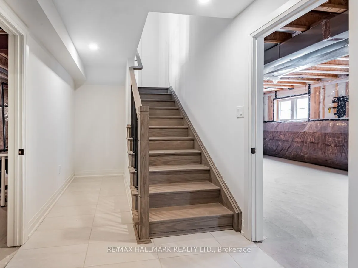 23 Hummingbird Grove