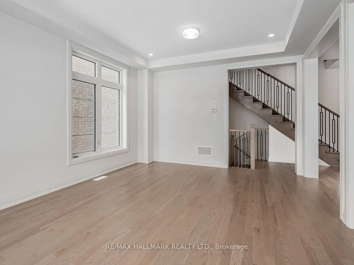 23 Hummingbird Grove