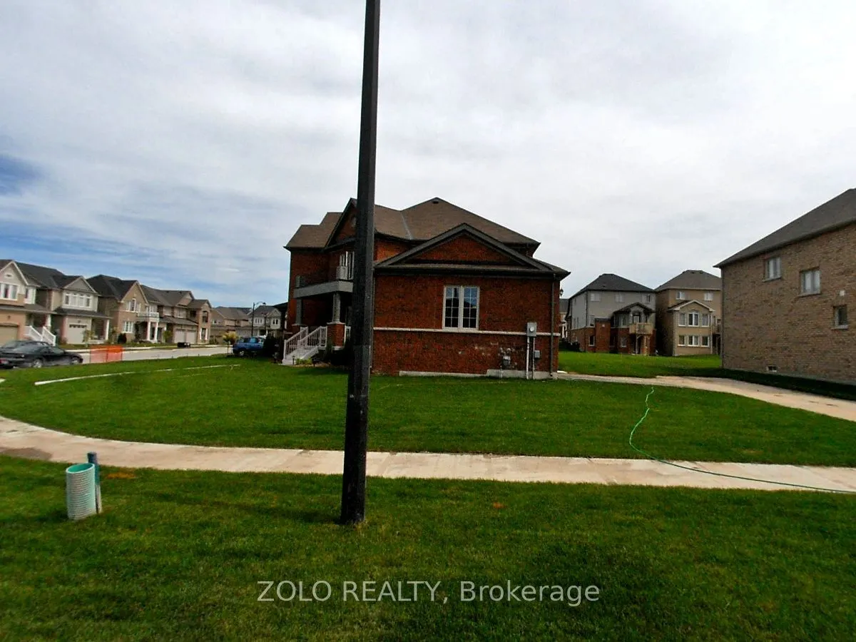 31 West Park Avenue, #Full House with Basement