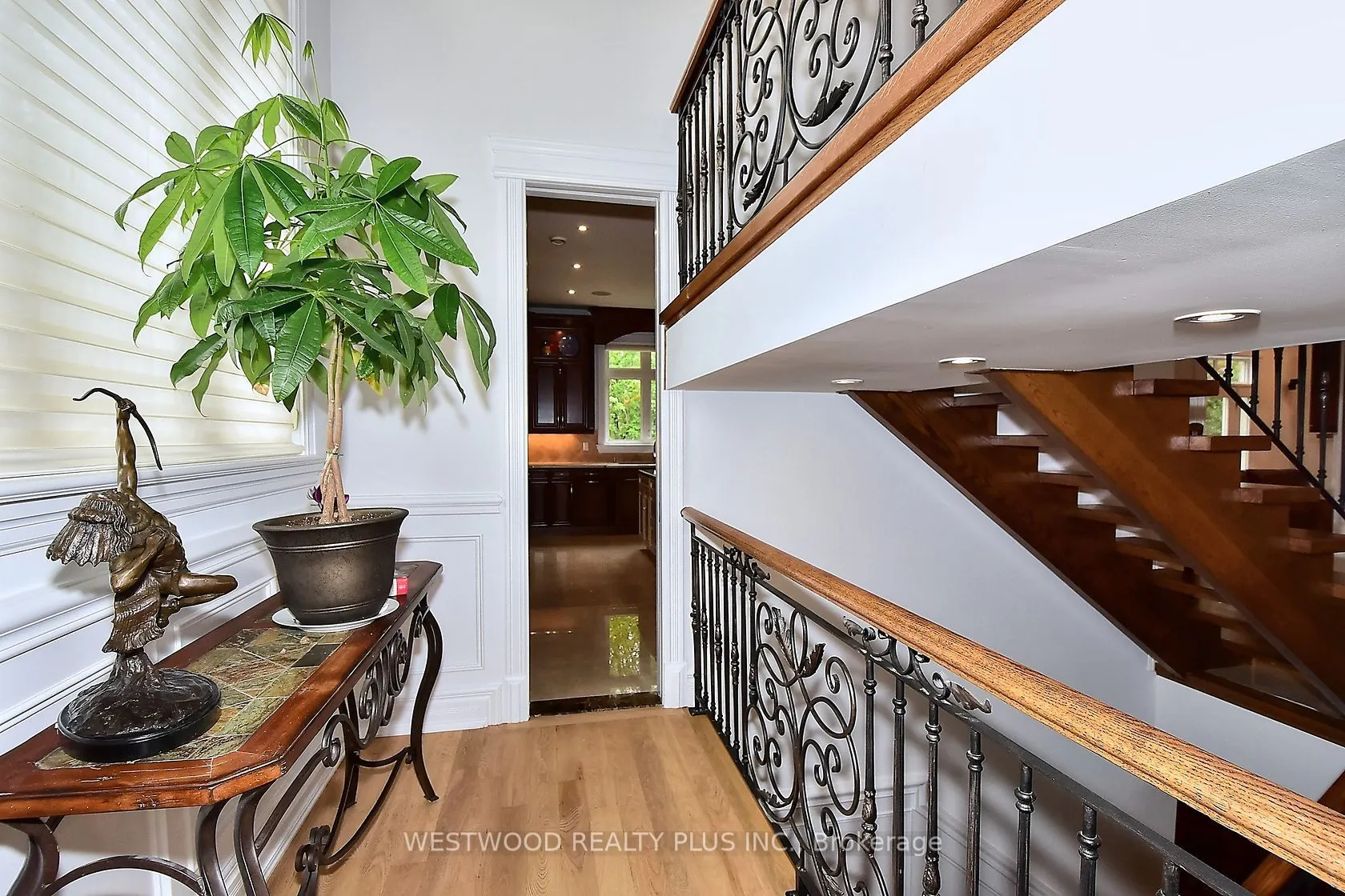 72 Westwood Lane