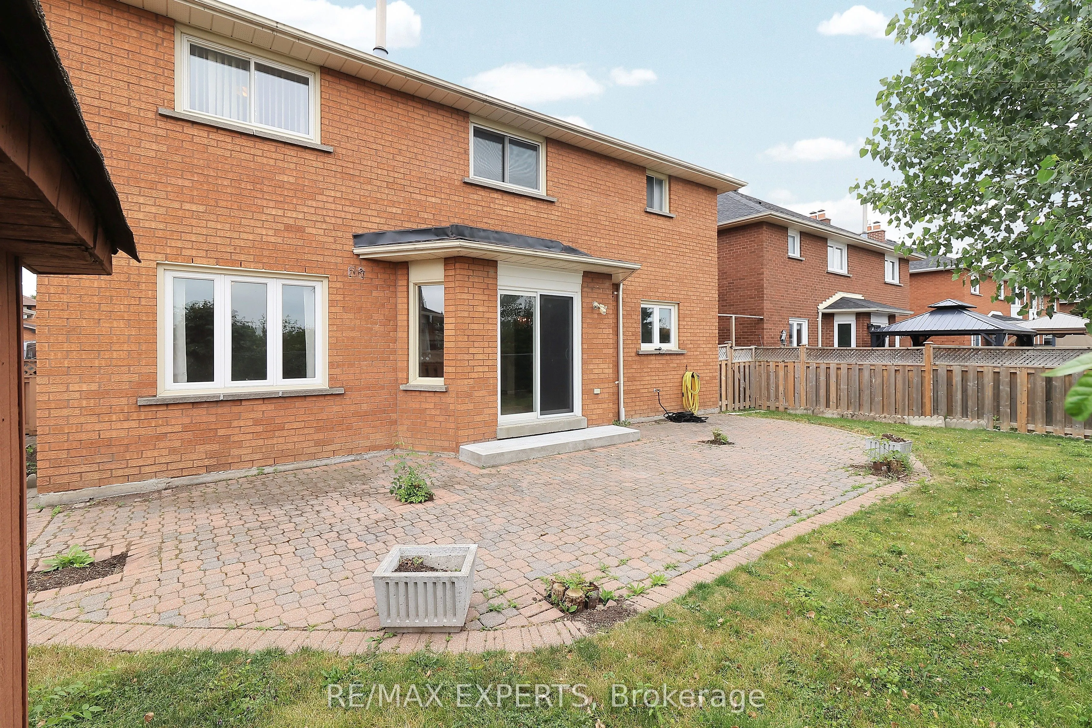 129 Father Ermanno Crescent