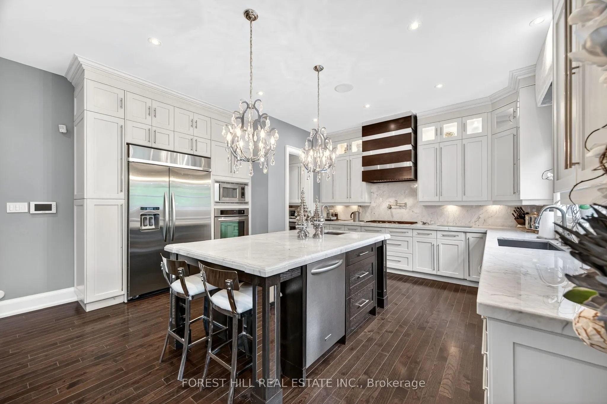 71 Woodvalley Crescent