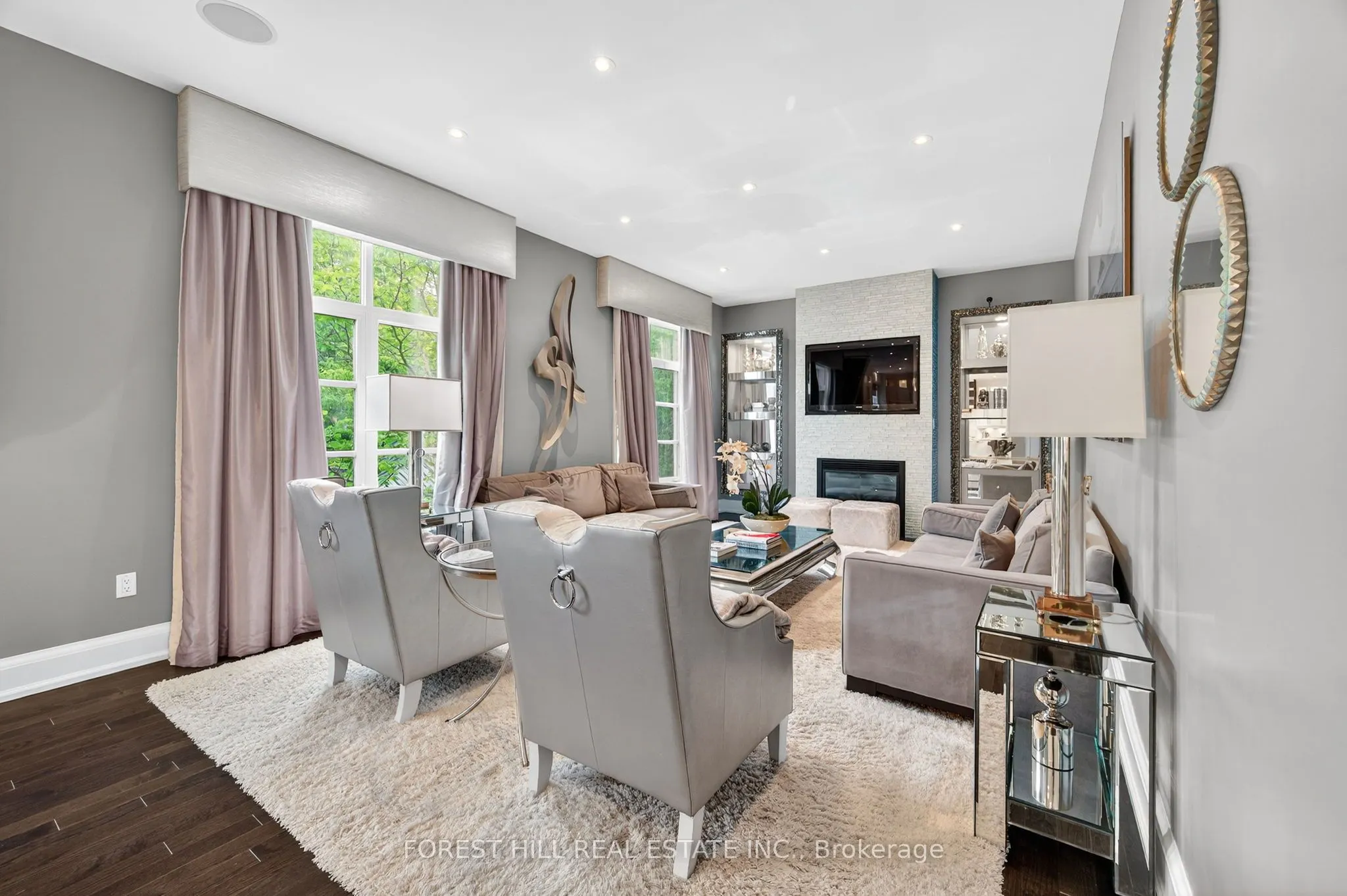 71 Woodvalley Crescent