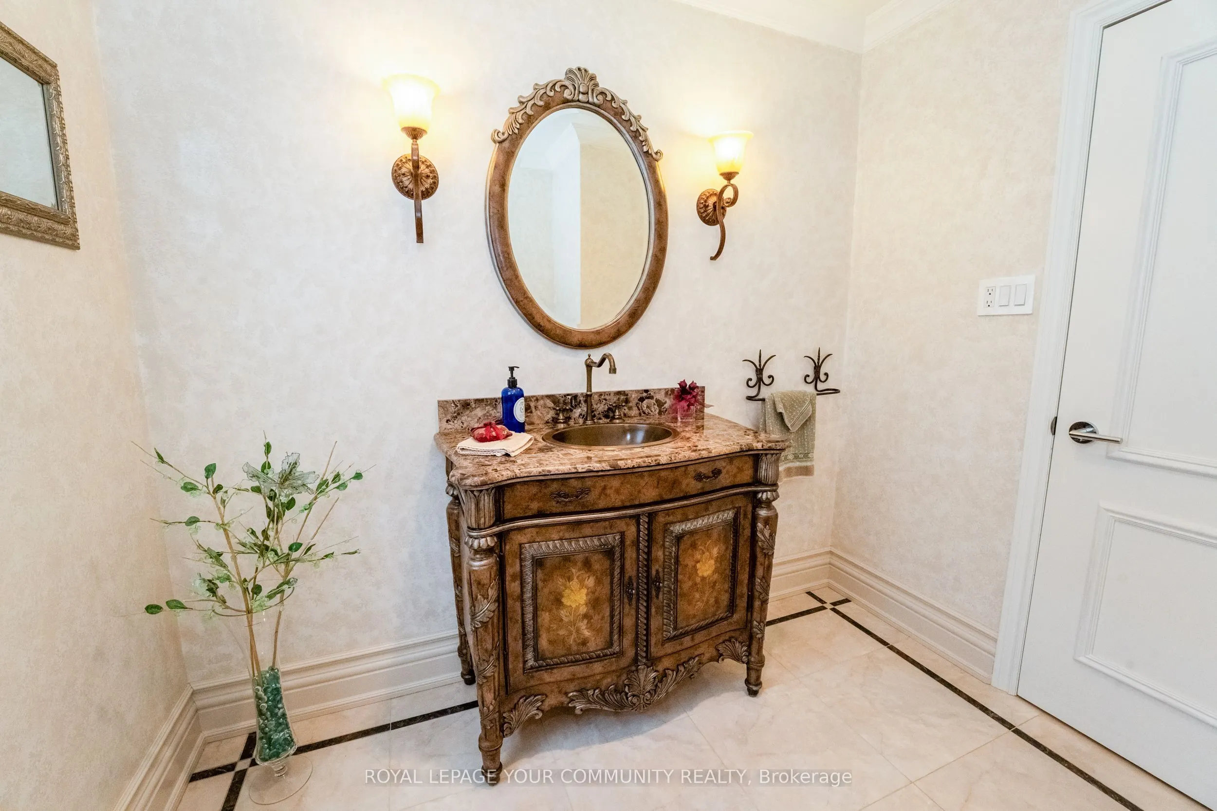 1 Tannery Court
