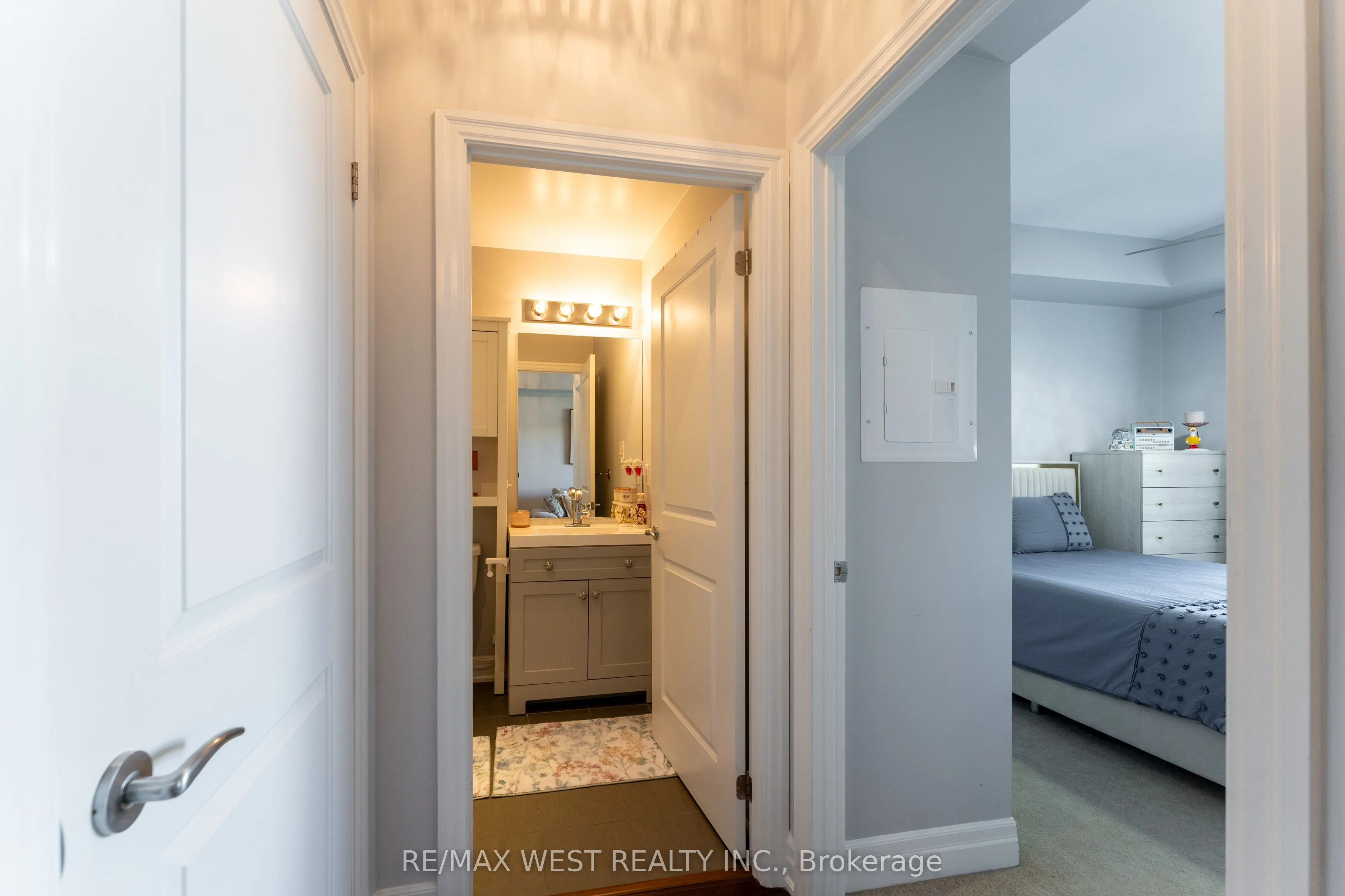 111 Civic Square Gate, #230