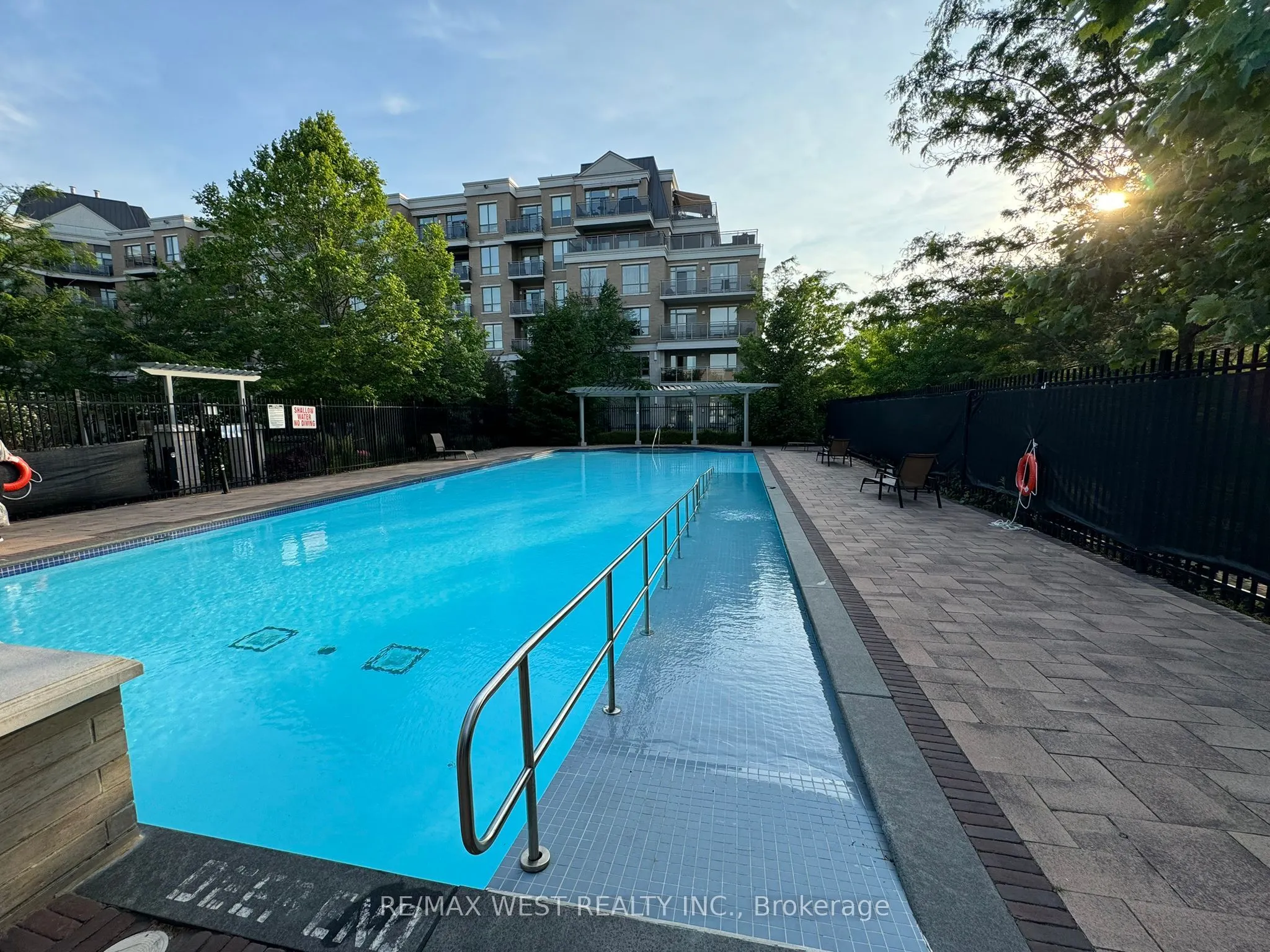 111 Civic Square Gate, #230