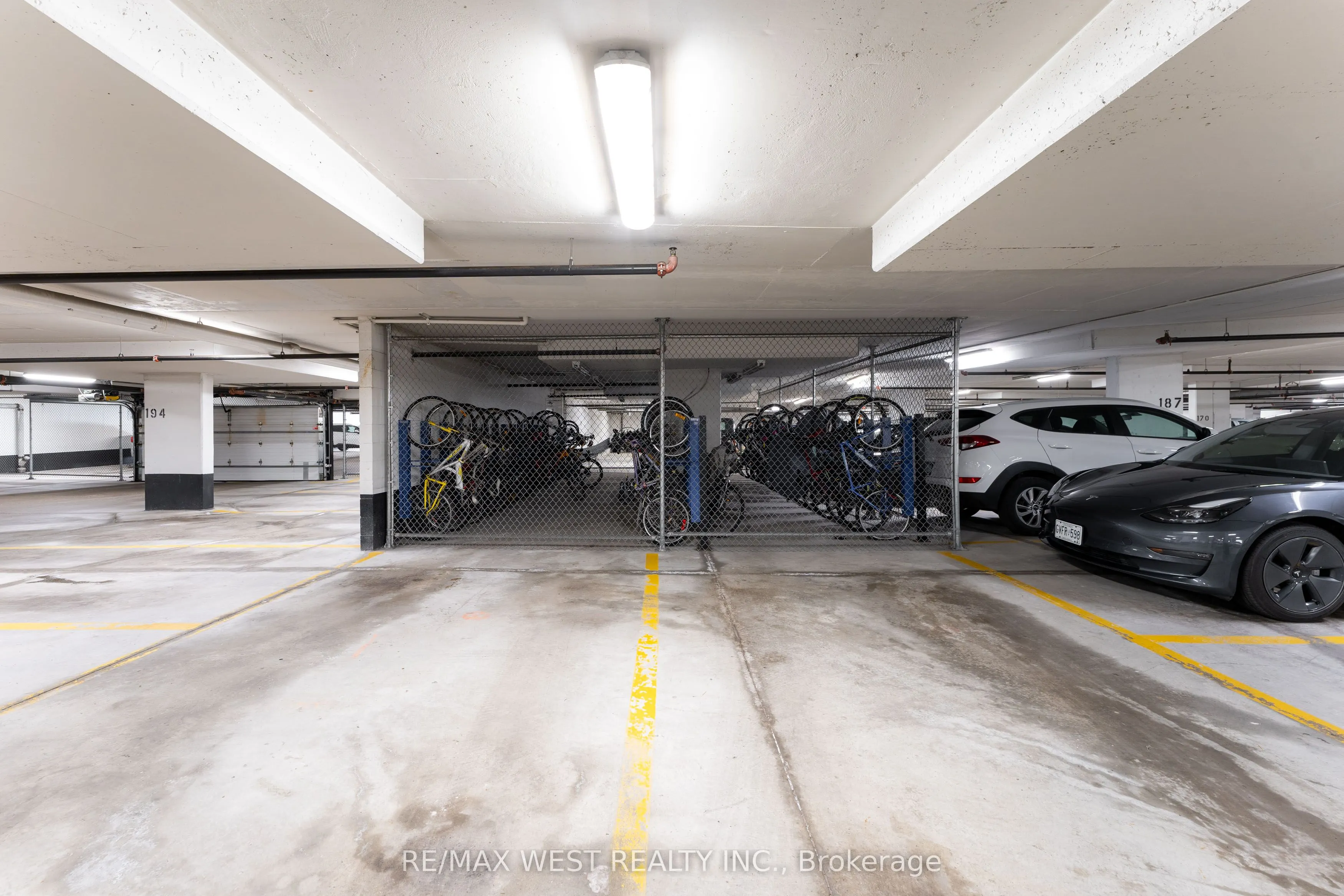 111 Civic Square Gate, #230