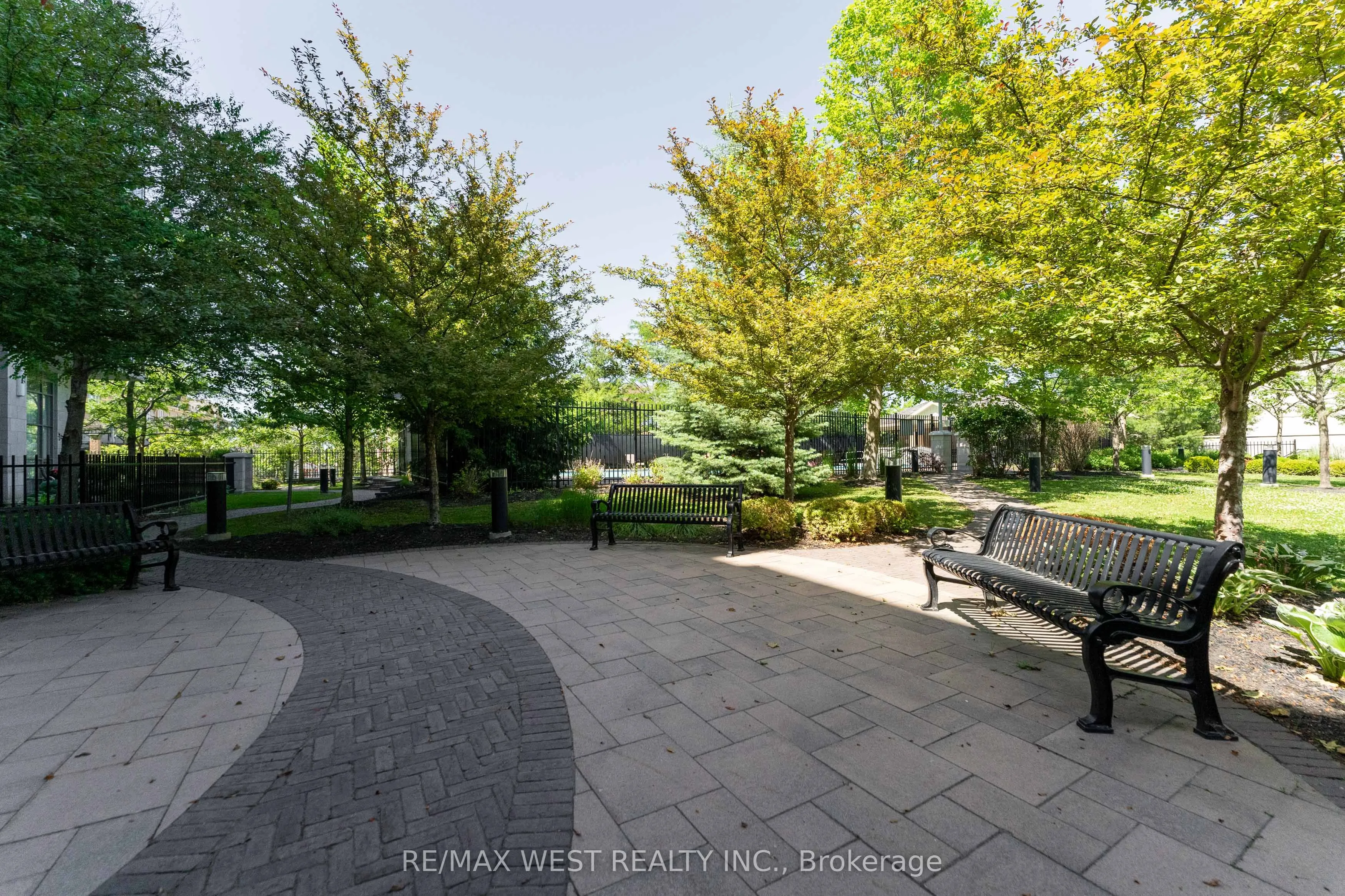 111 Civic Square Gate, #230