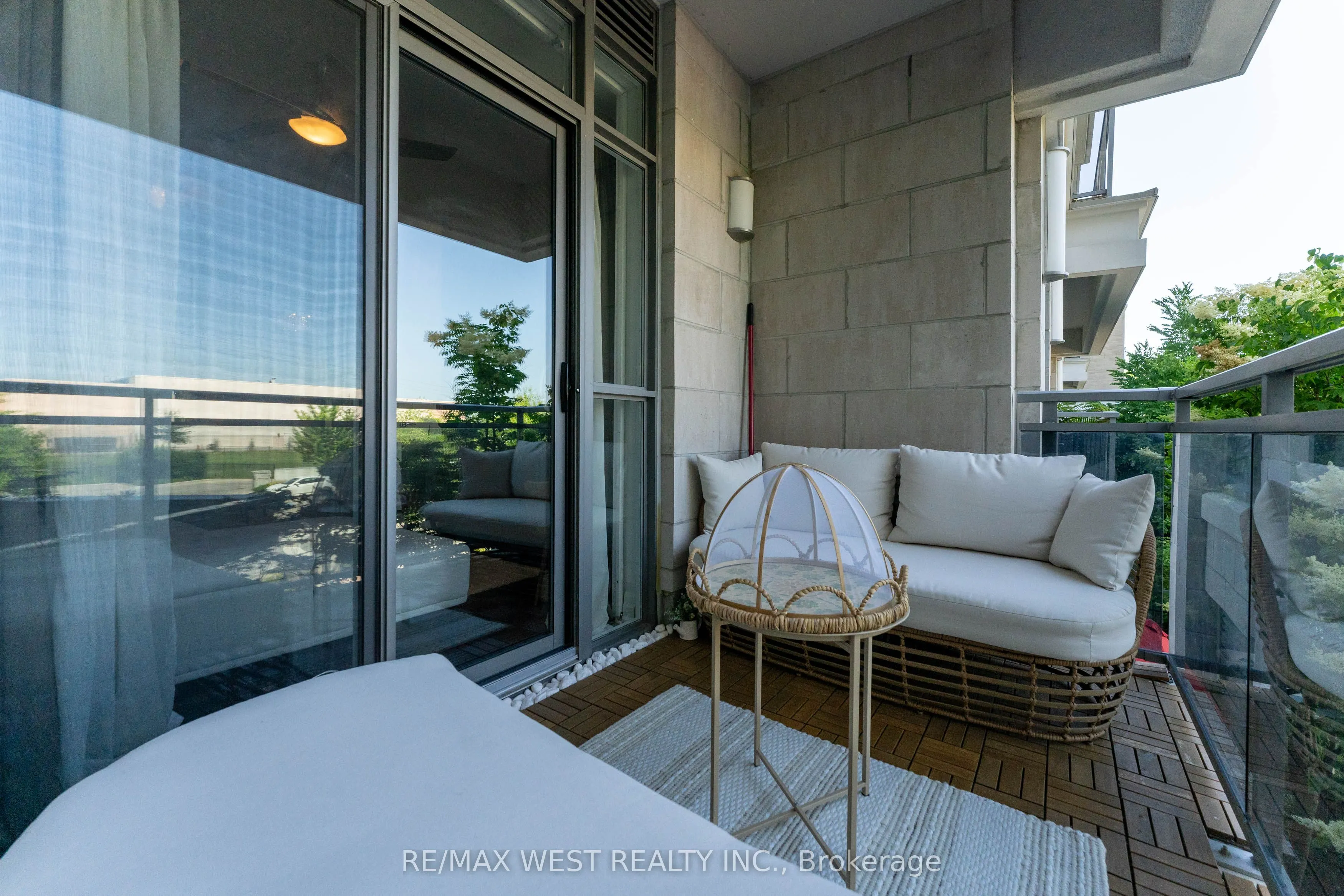 111 Civic Square Gate, #230