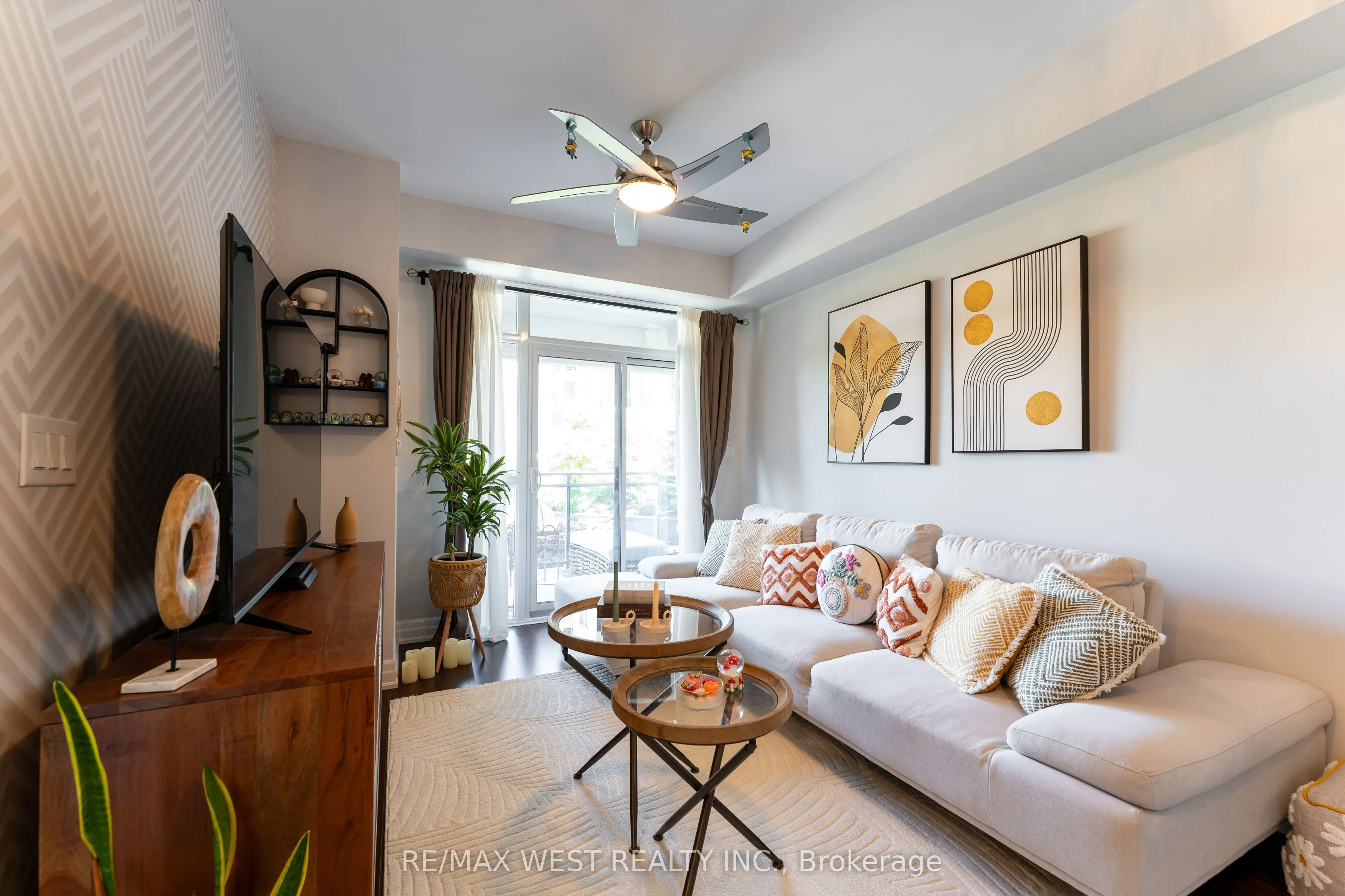 111 Civic Square Gate, #230