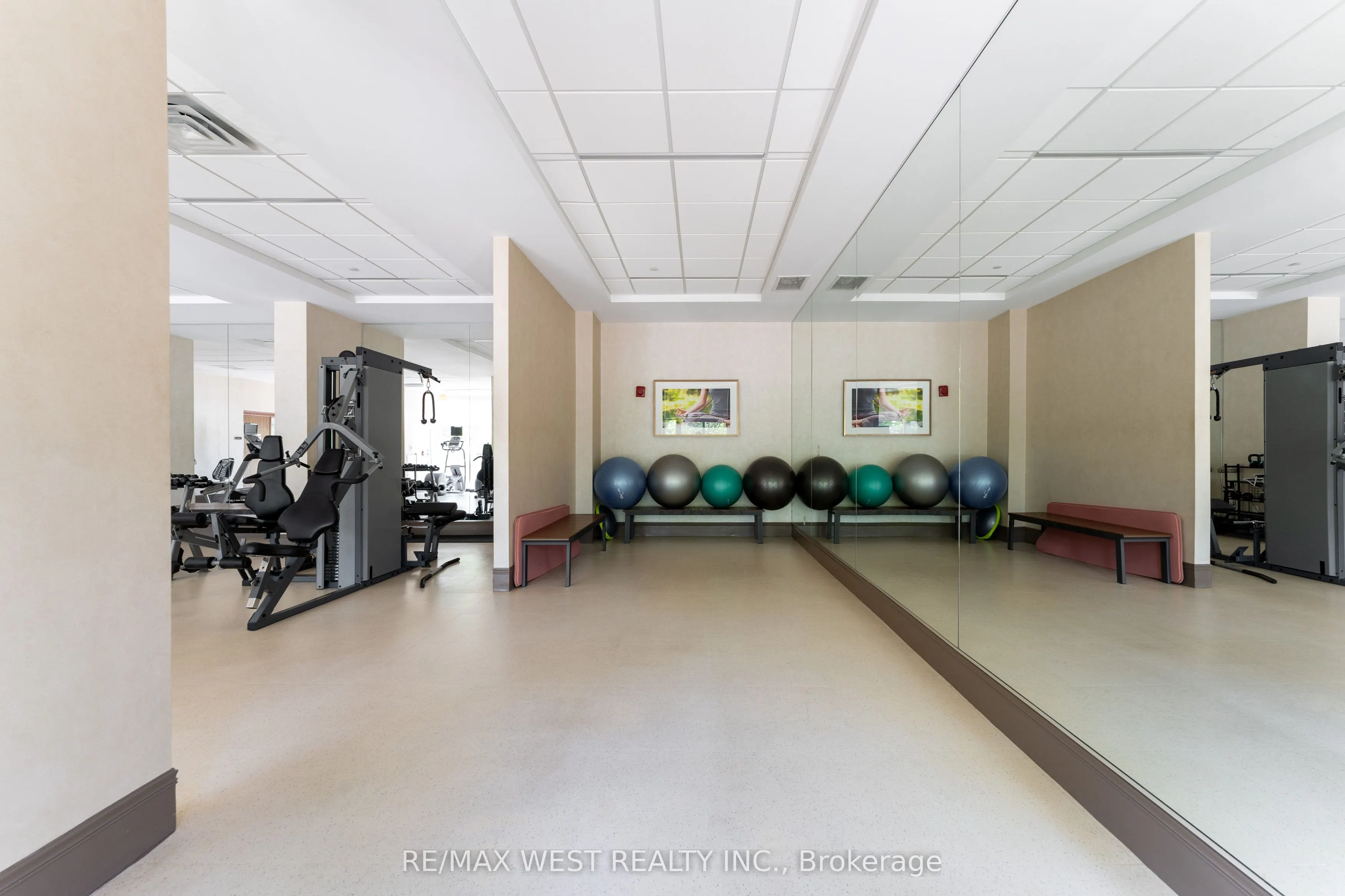 111 Civic Square Gate, #230