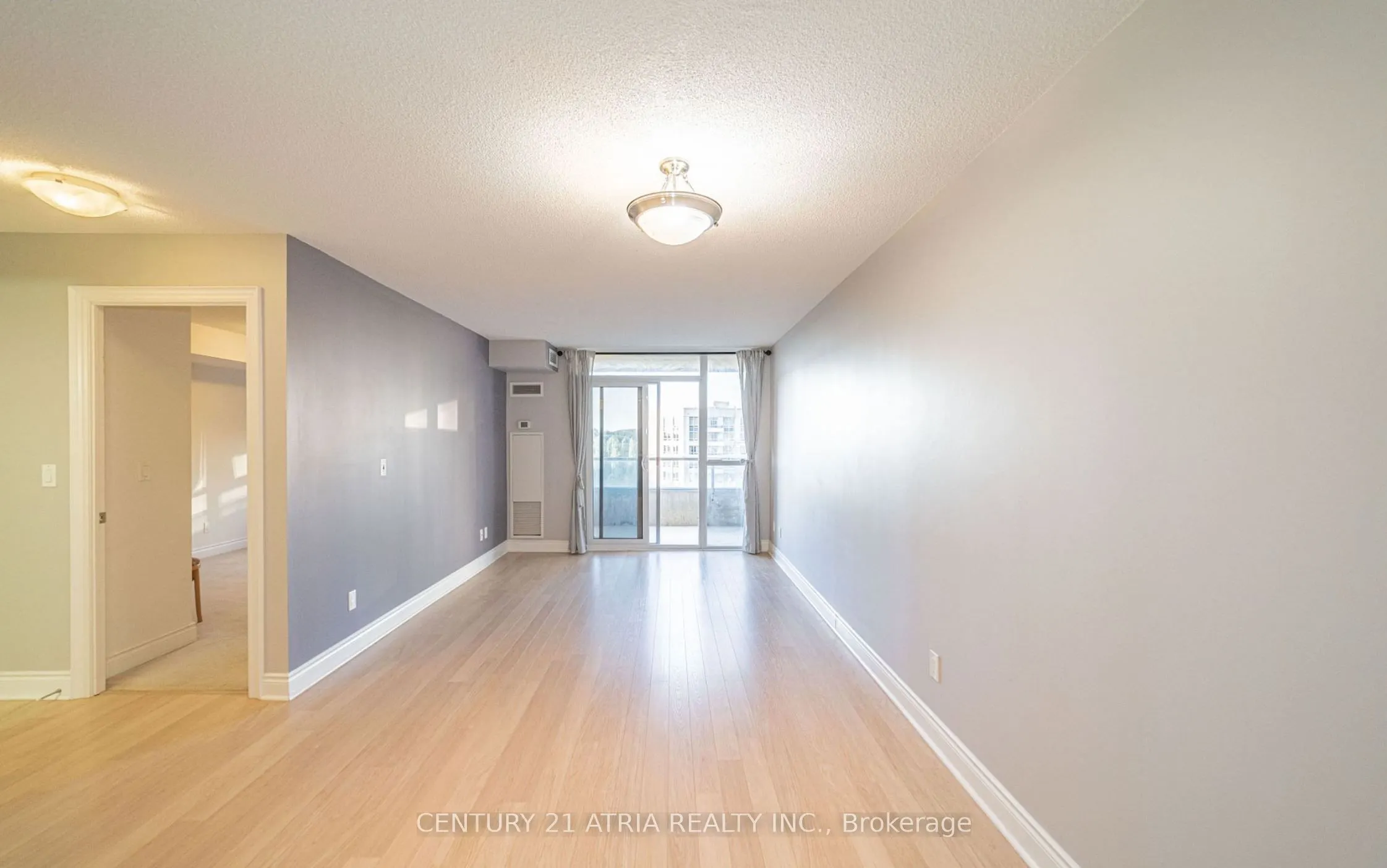 23 Cox Boulevard, #882