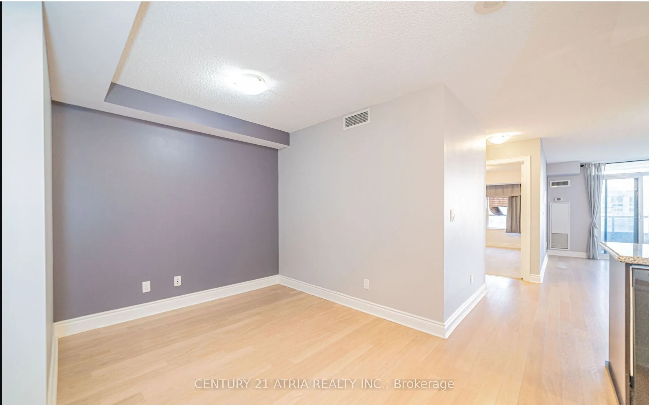 23 Cox Boulevard, #882