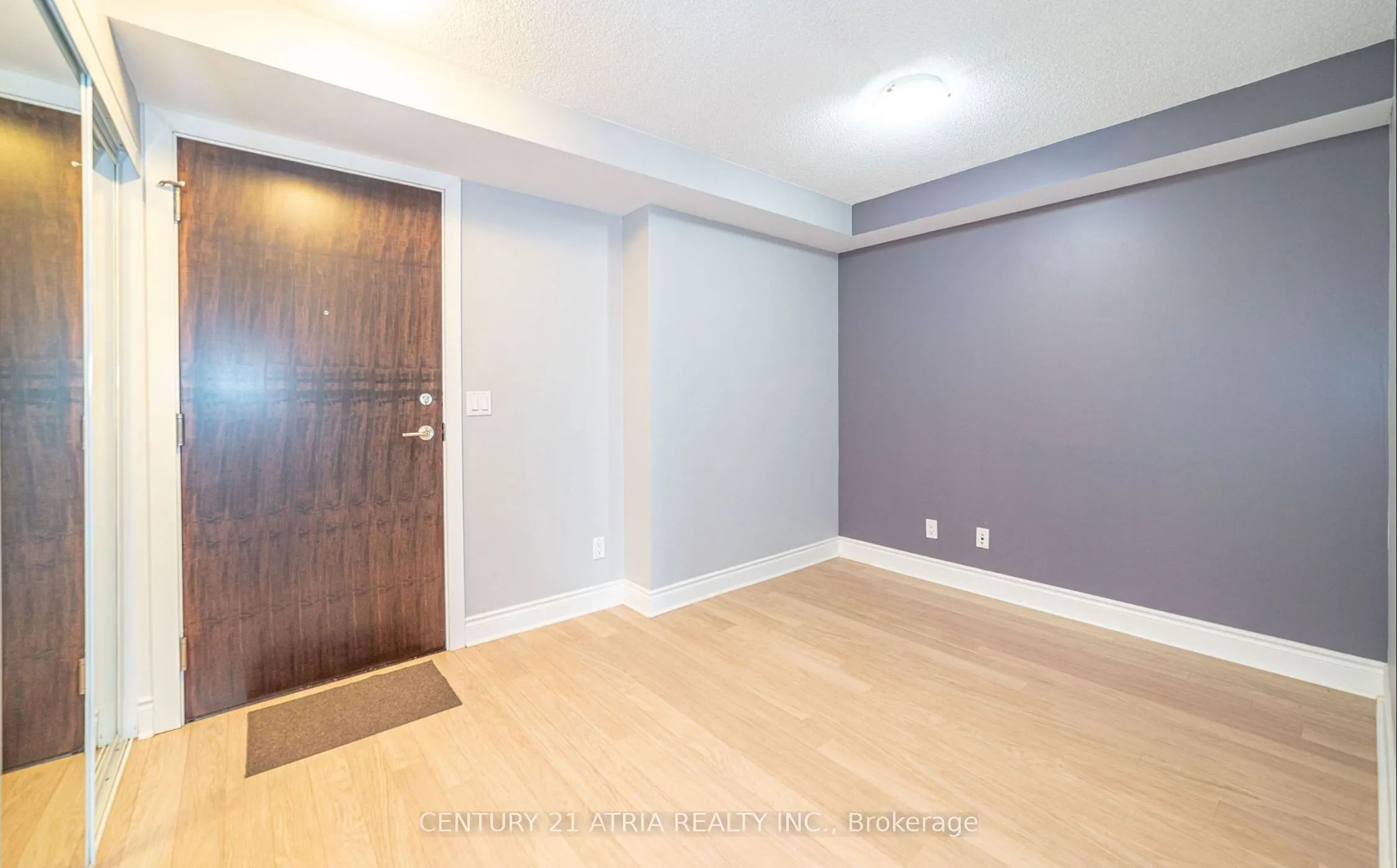 23 Cox Boulevard, #882
