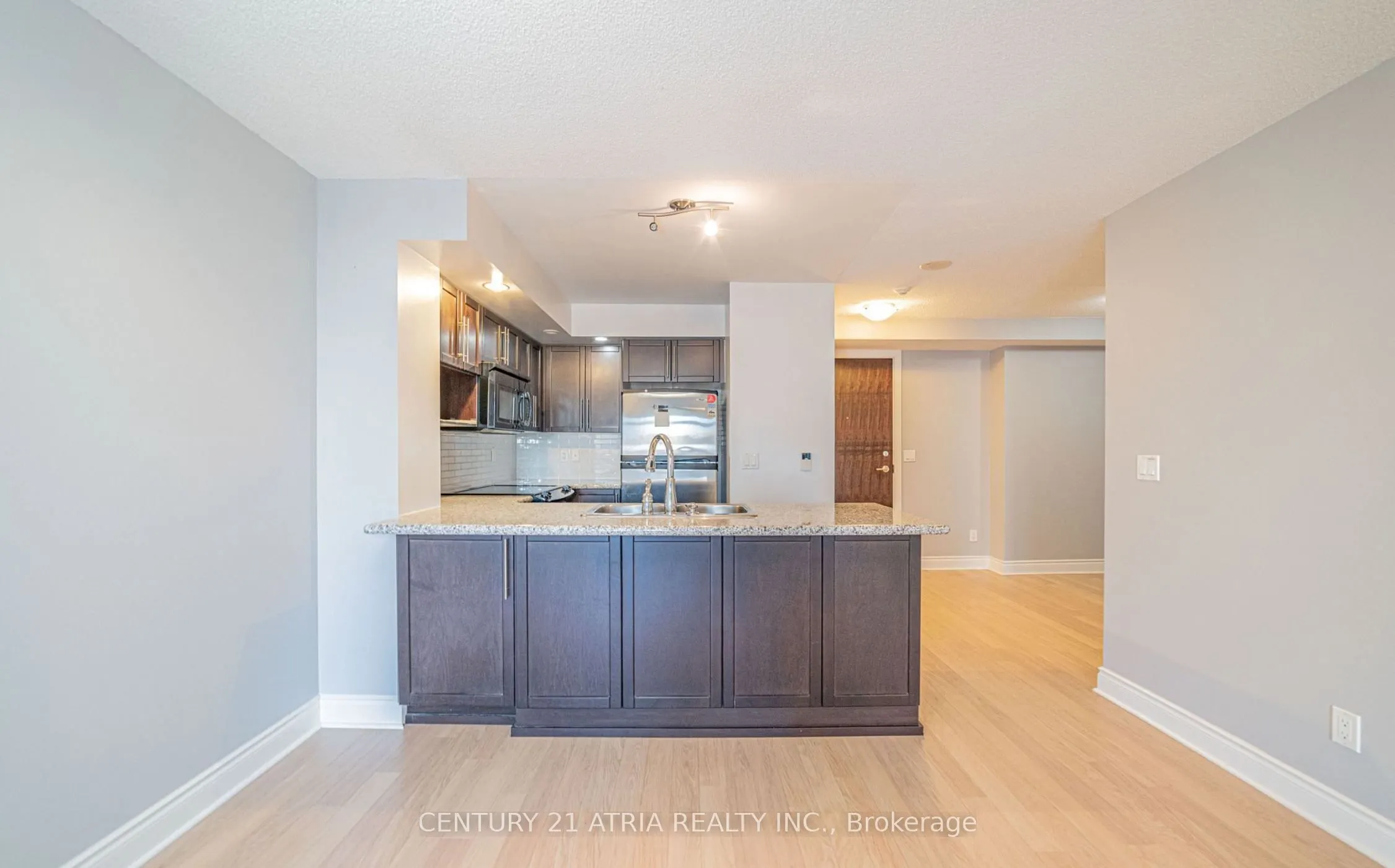 23 Cox Boulevard, #882