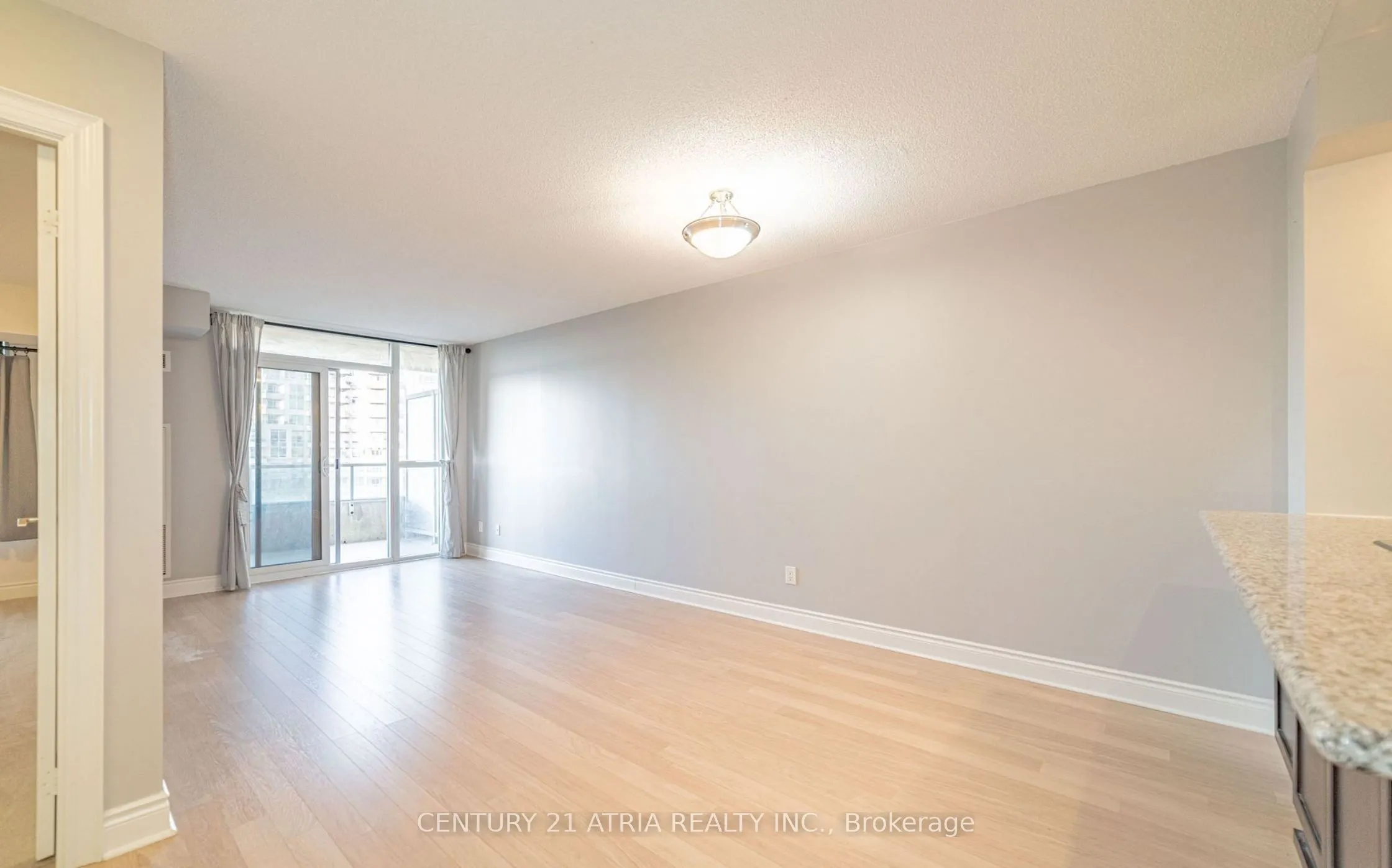 23 Cox Boulevard, #882