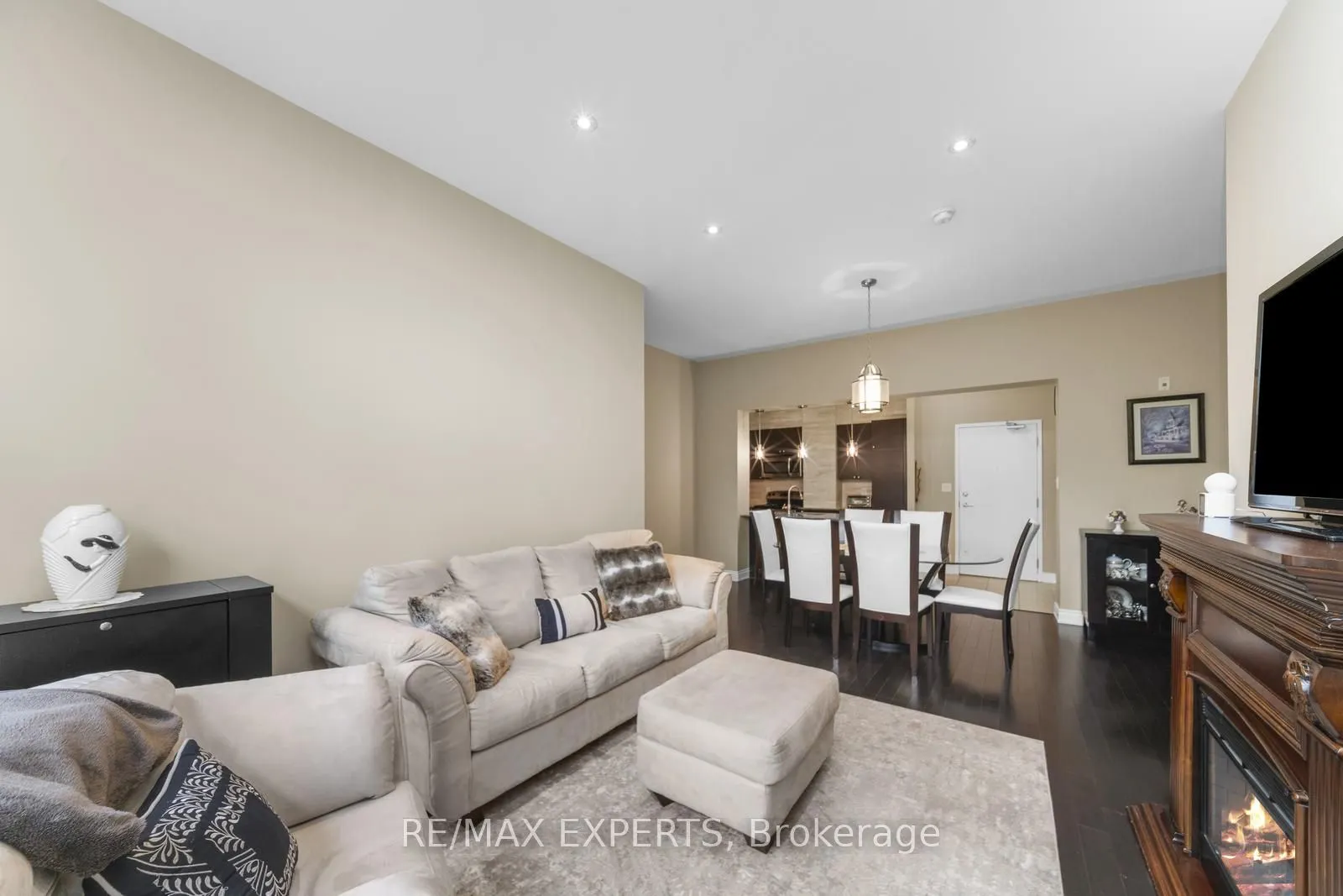 10211 Keele Street, #105