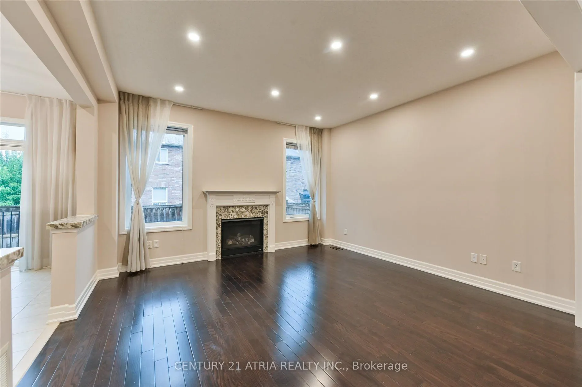 31 Fred Mason Street