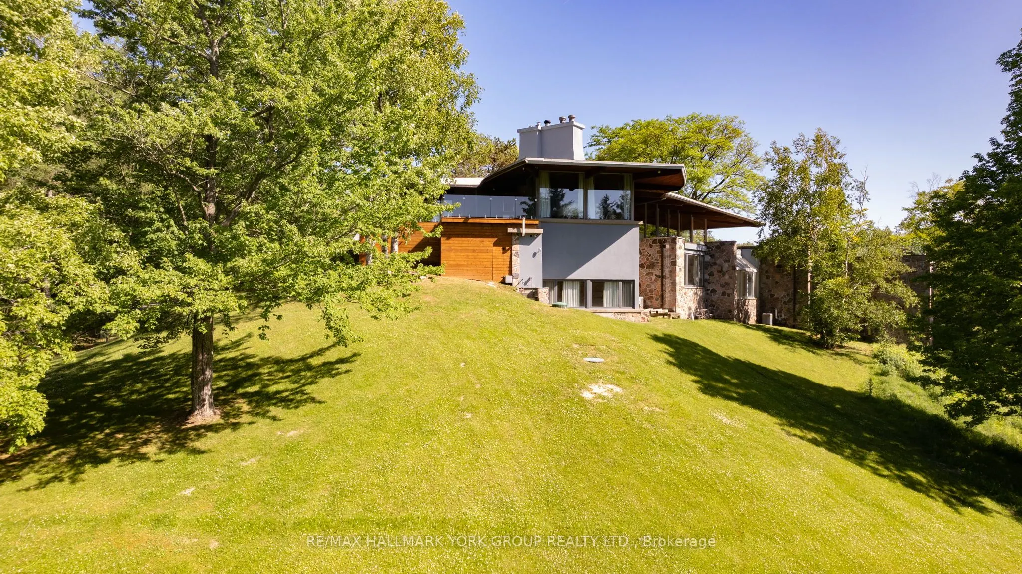 4235 17th Side Road