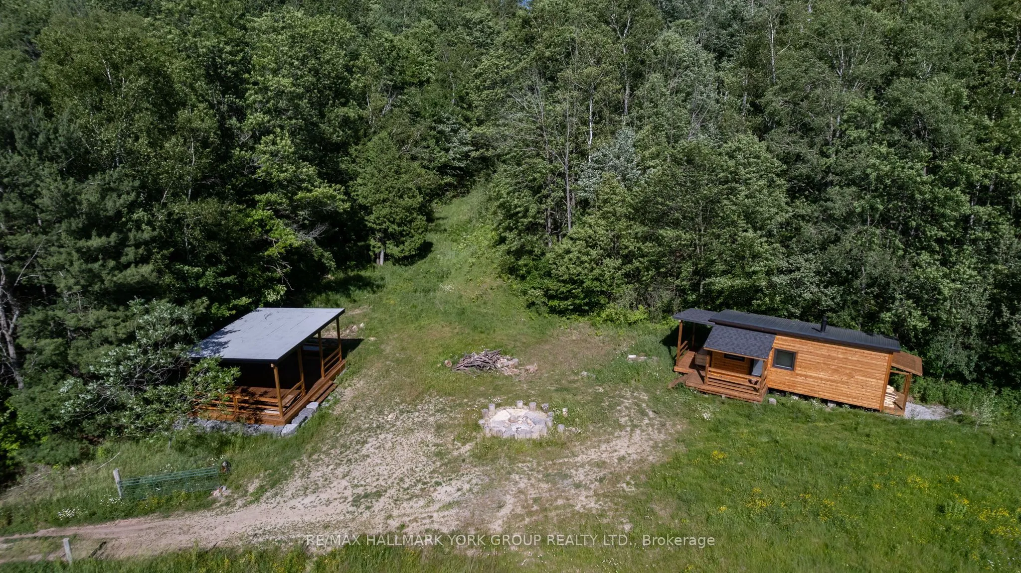 4235 17th Side Road