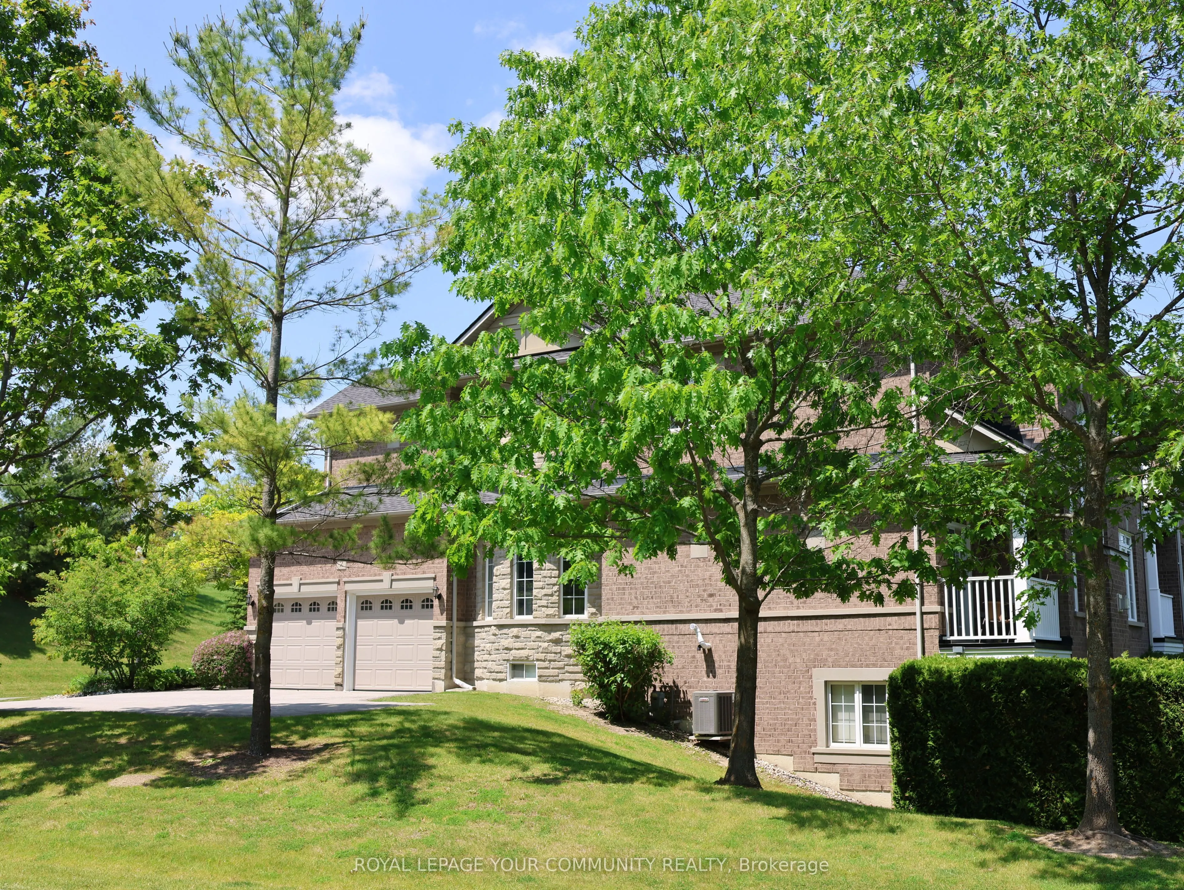 2 Stonecliffe Crescent, #52