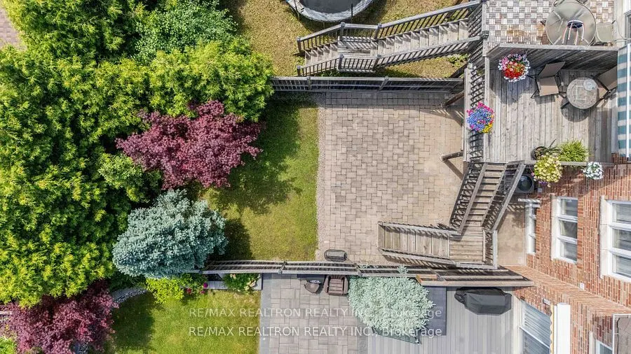 57 Littleriver Court