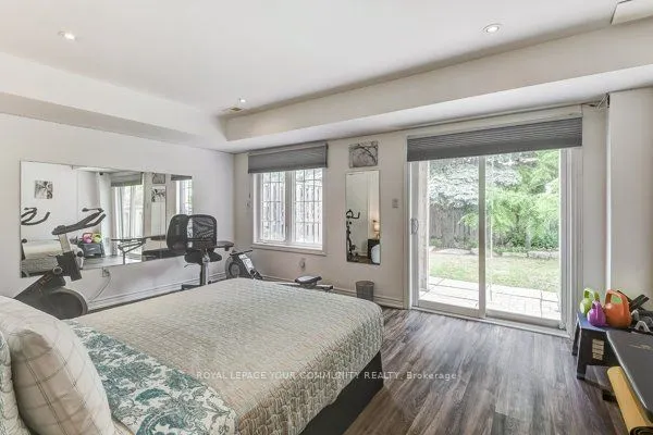 9205 Bathurst Street, #11