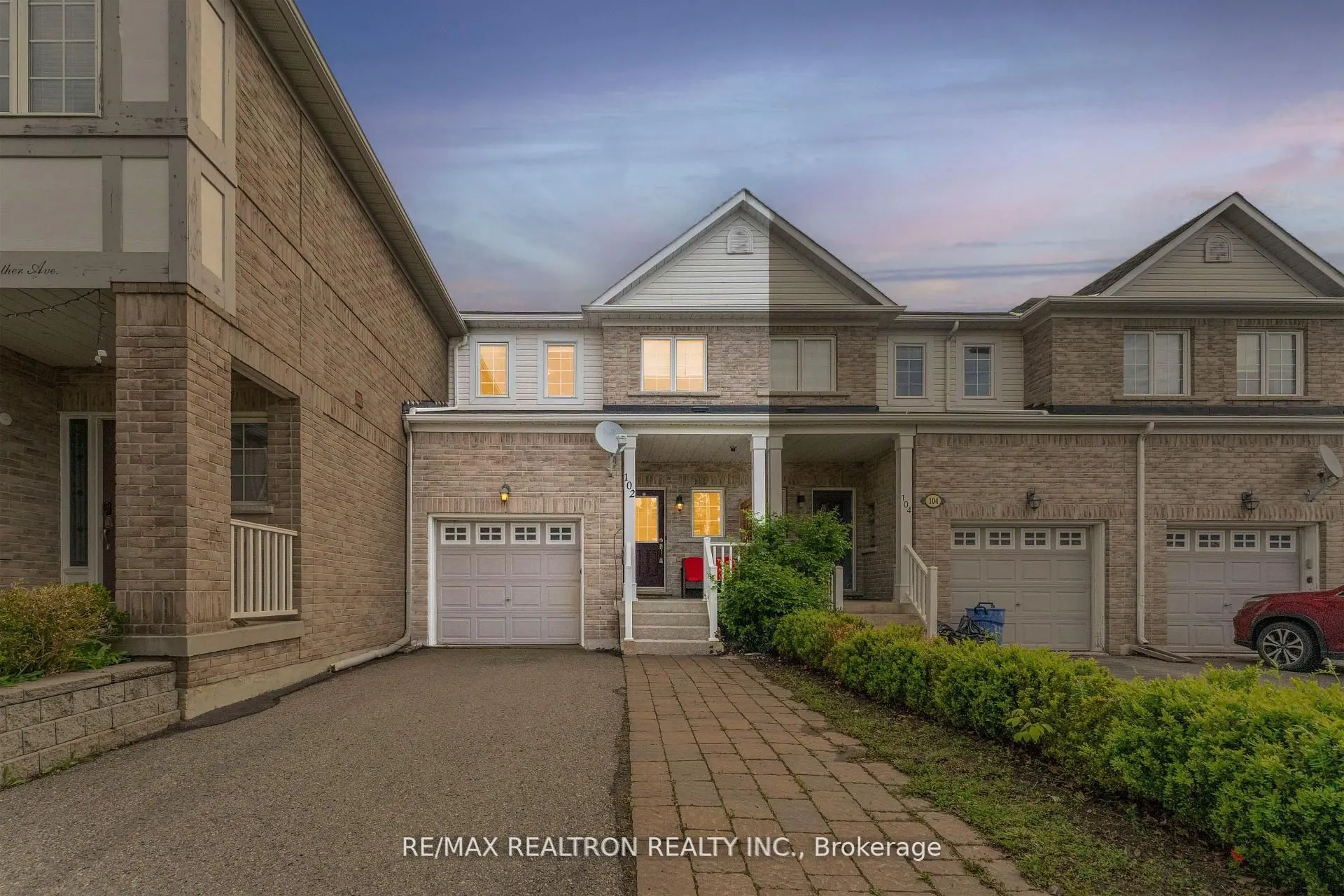 102 Lowther Avenue