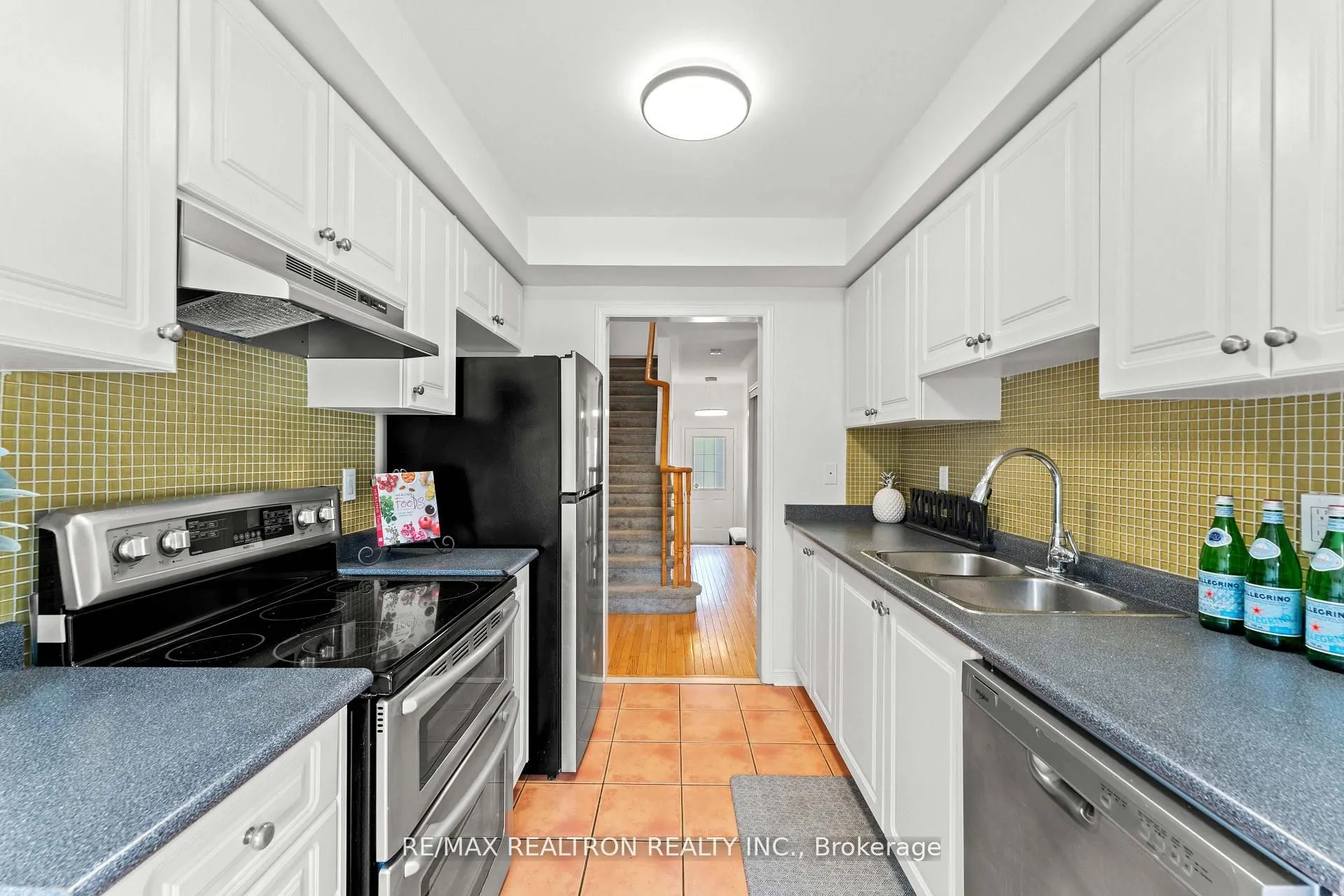 102 Lowther Avenue