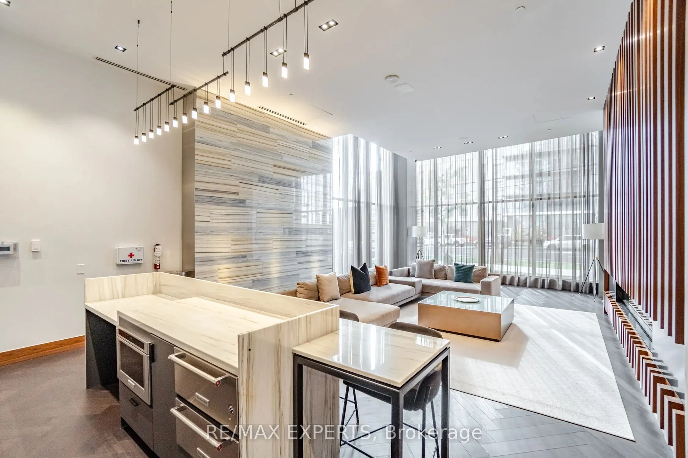 7895 Jane Street, #2314
