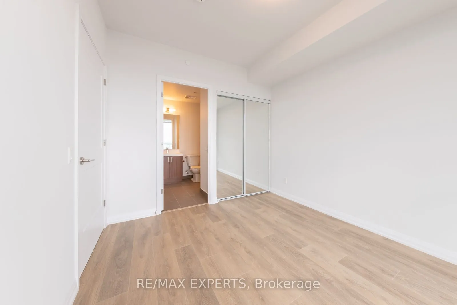 7895 Jane Street, #2314