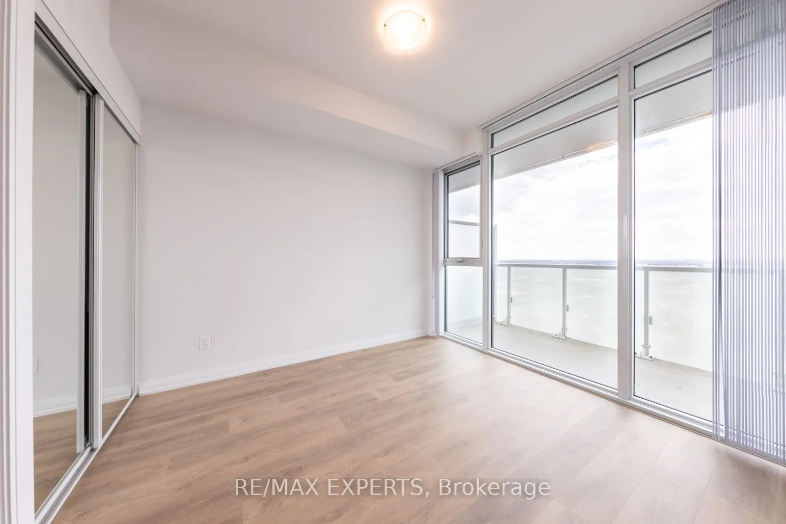 7895 Jane Street, #2314