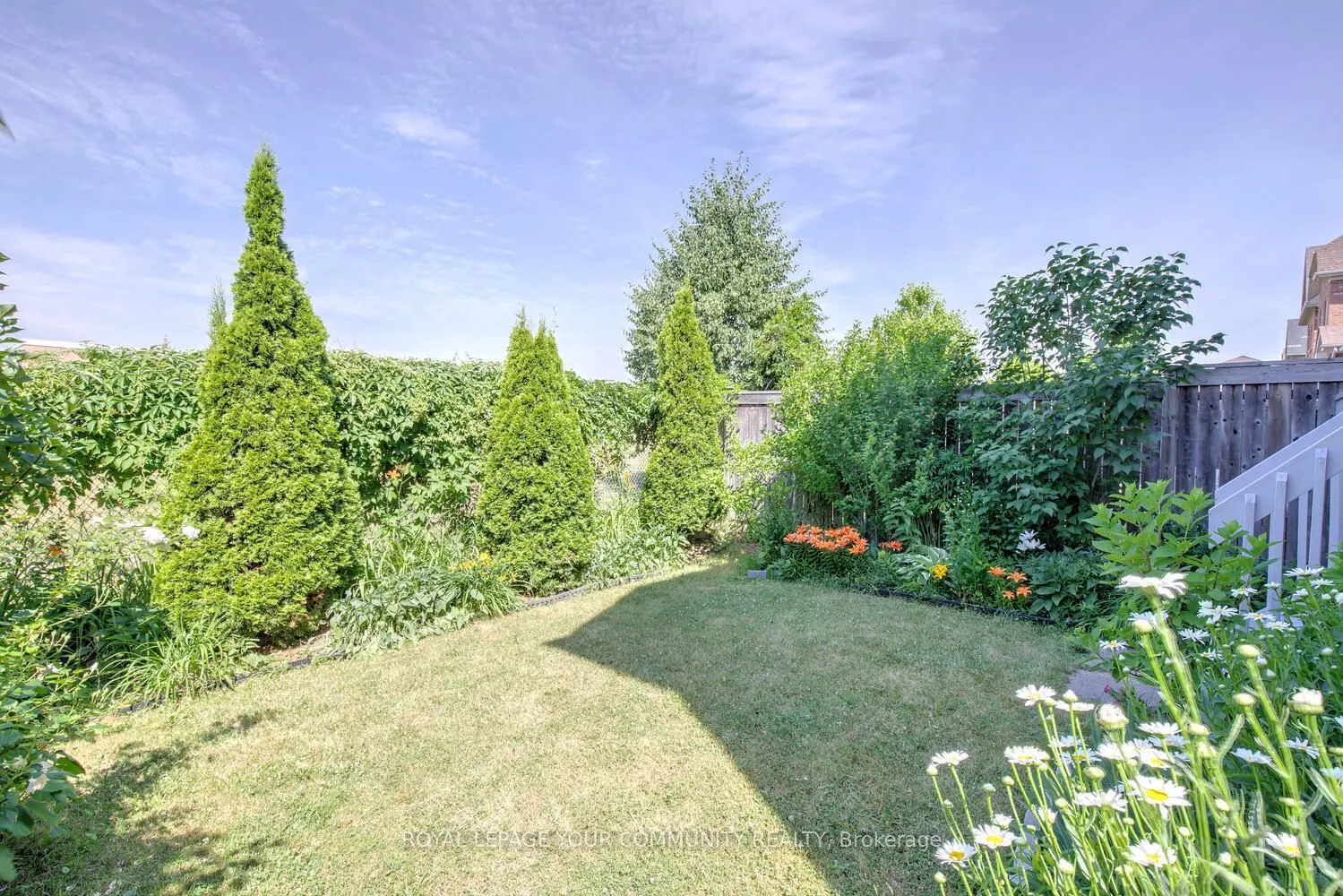 24 Mill River Drive