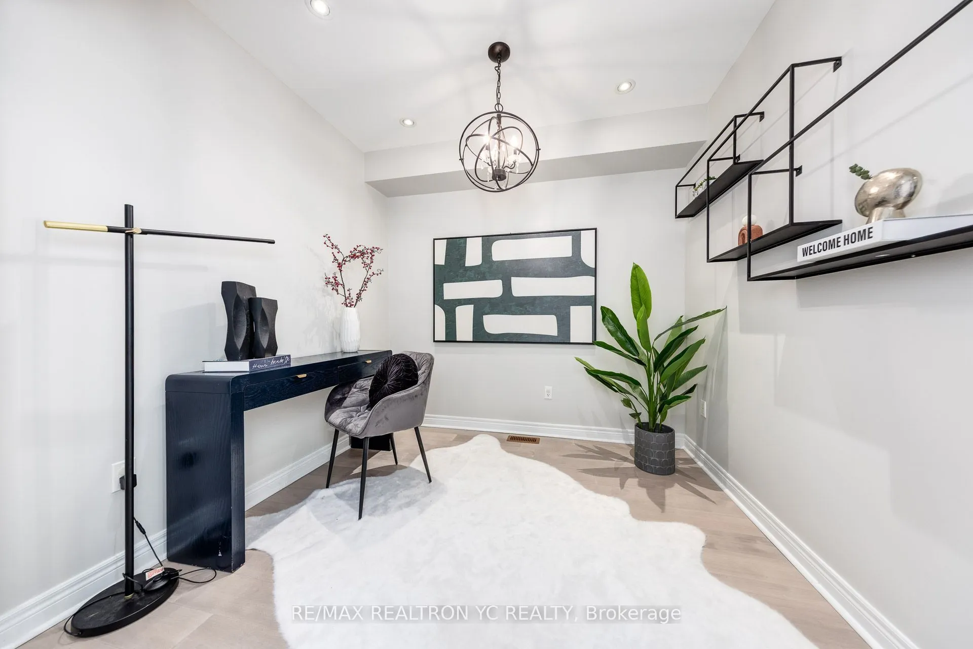 11 Carrier Crescent