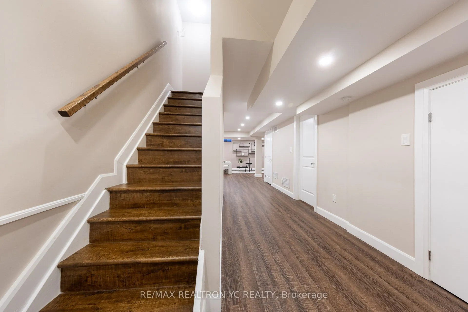 11 Carrier Crescent