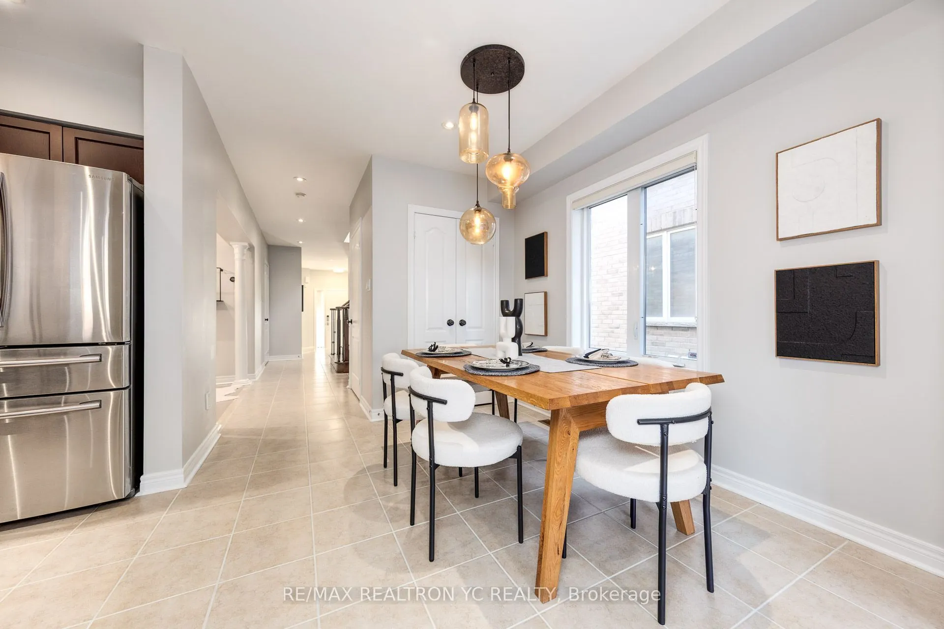 11 Carrier Crescent