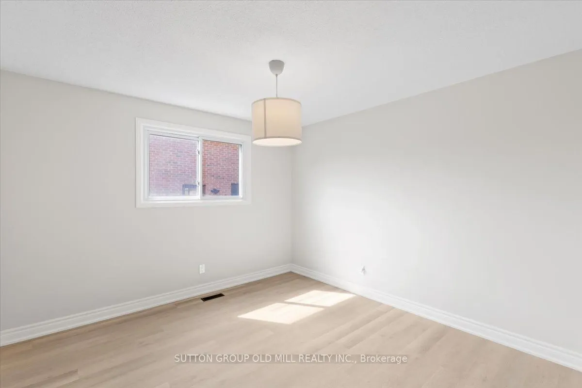 37 Brandy Crescent