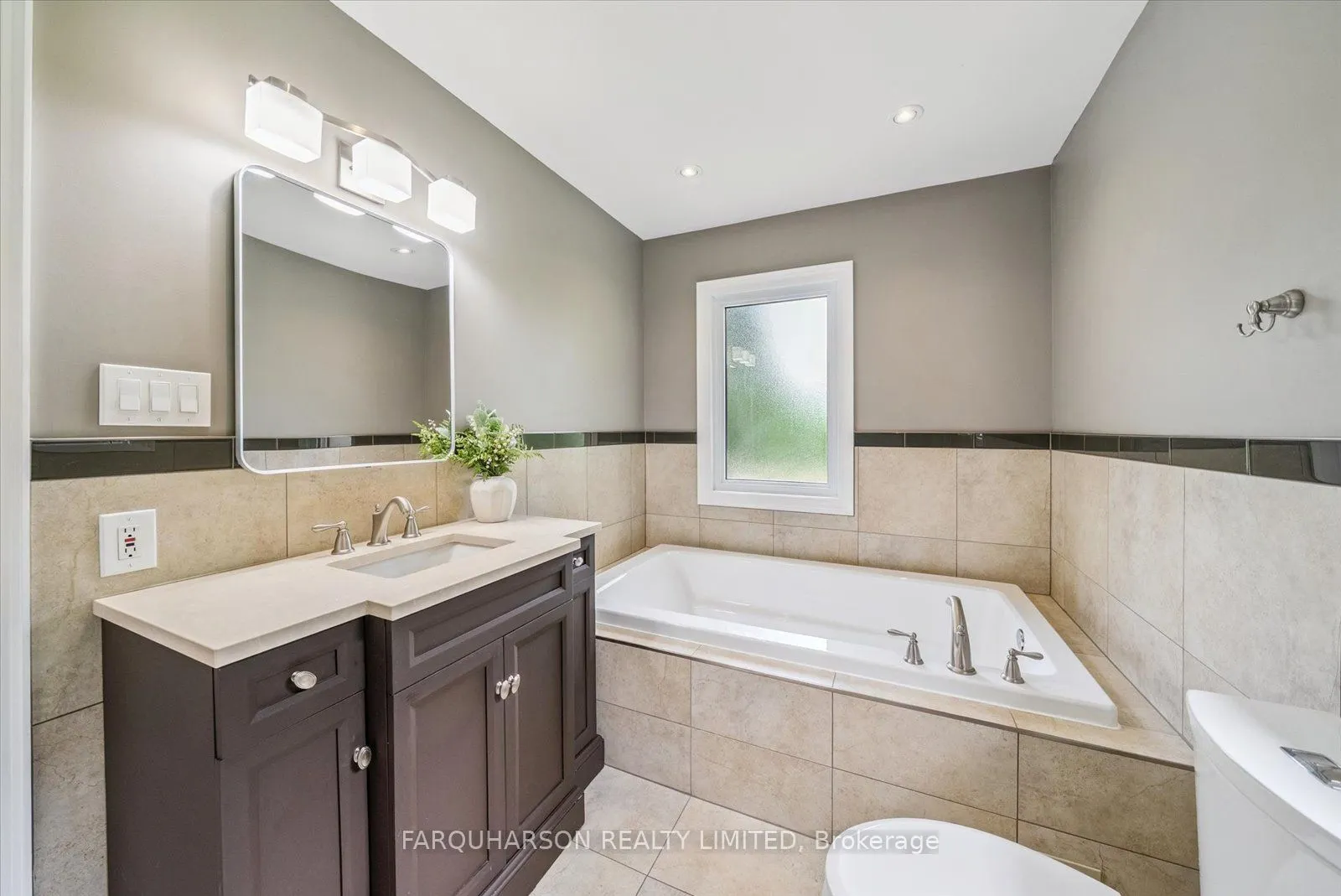 16832 Mccowan Road
